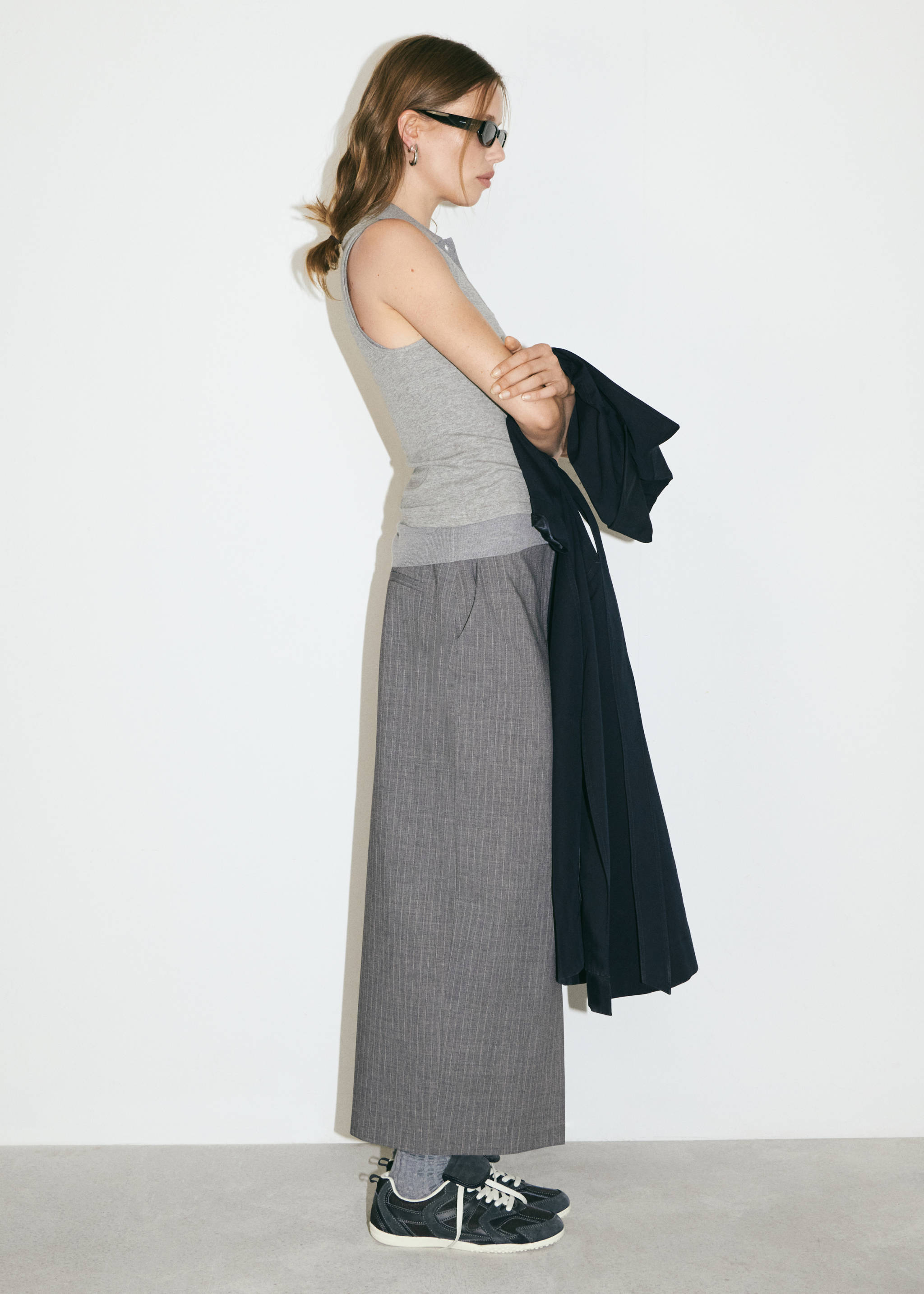 Pinstripe suit skirt - Details of the article 9