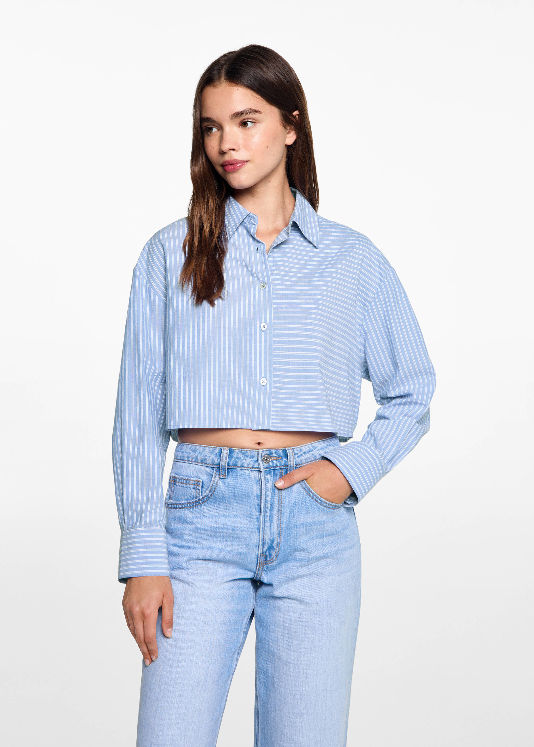 Chemise rayures combinées - Plan moyen