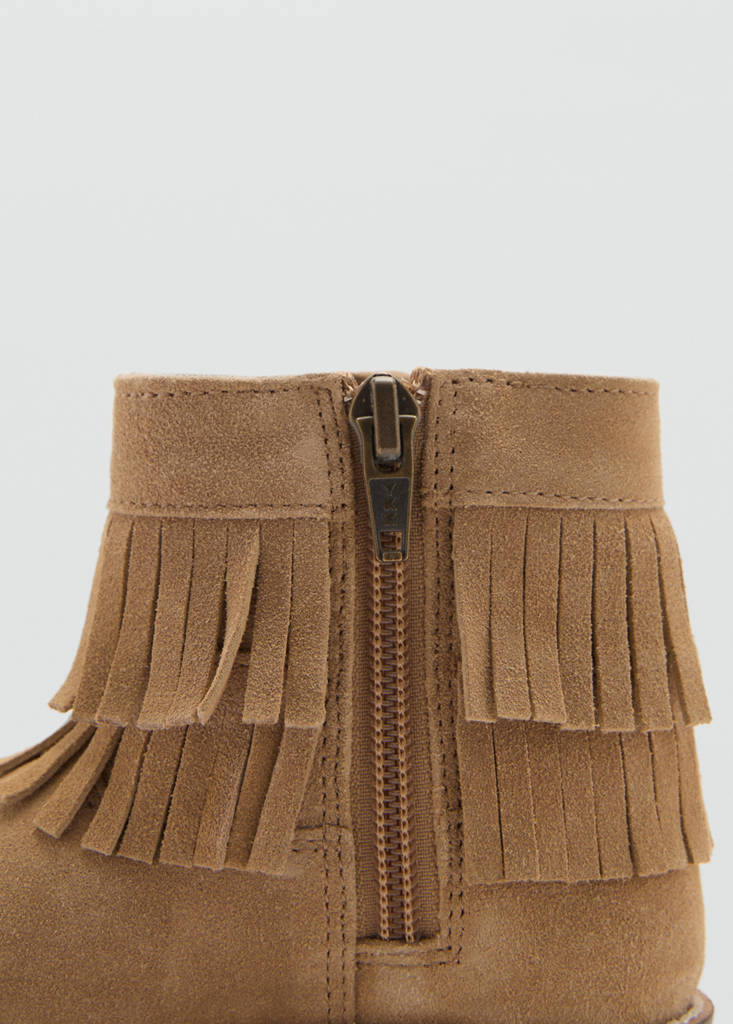 Fringed leather boots — Beige
