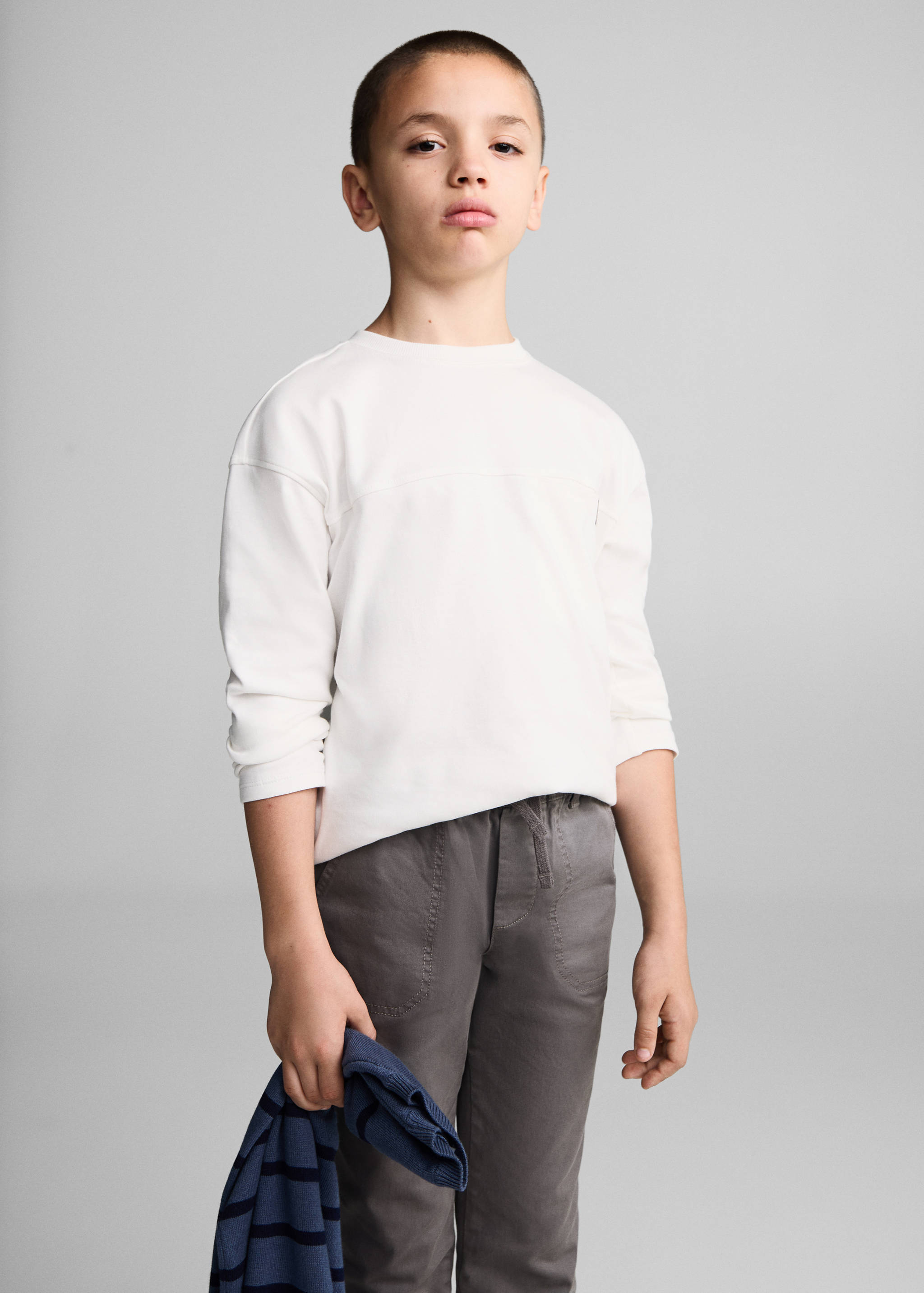 Pantalón cintura elástica - Plano medio