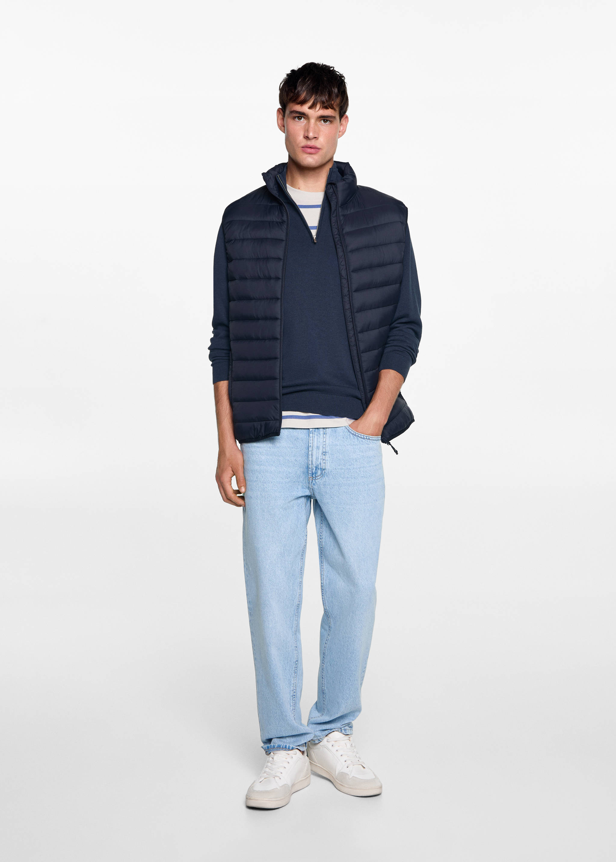 Chaleco acolchado - Plano general