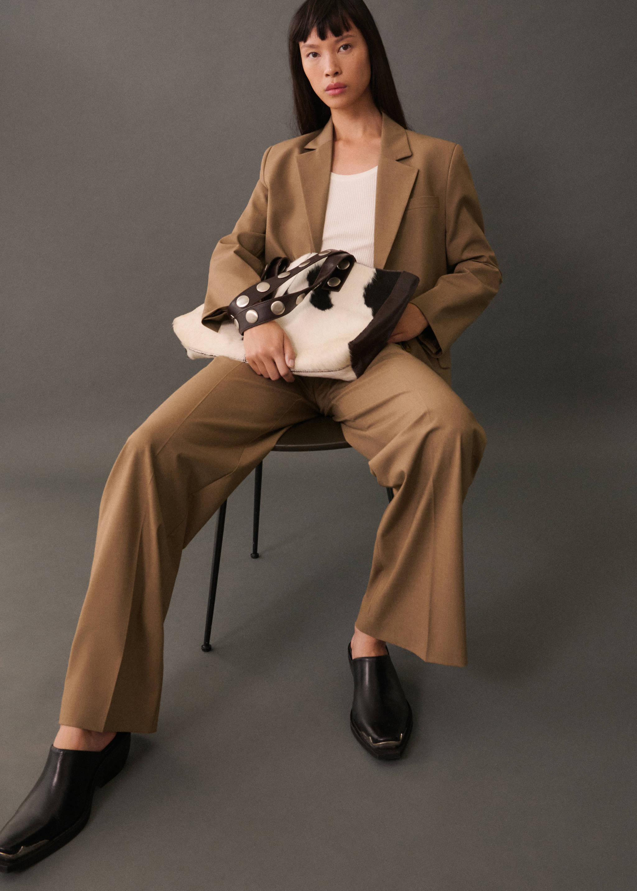 Pleated suit pants - Details of the article 2