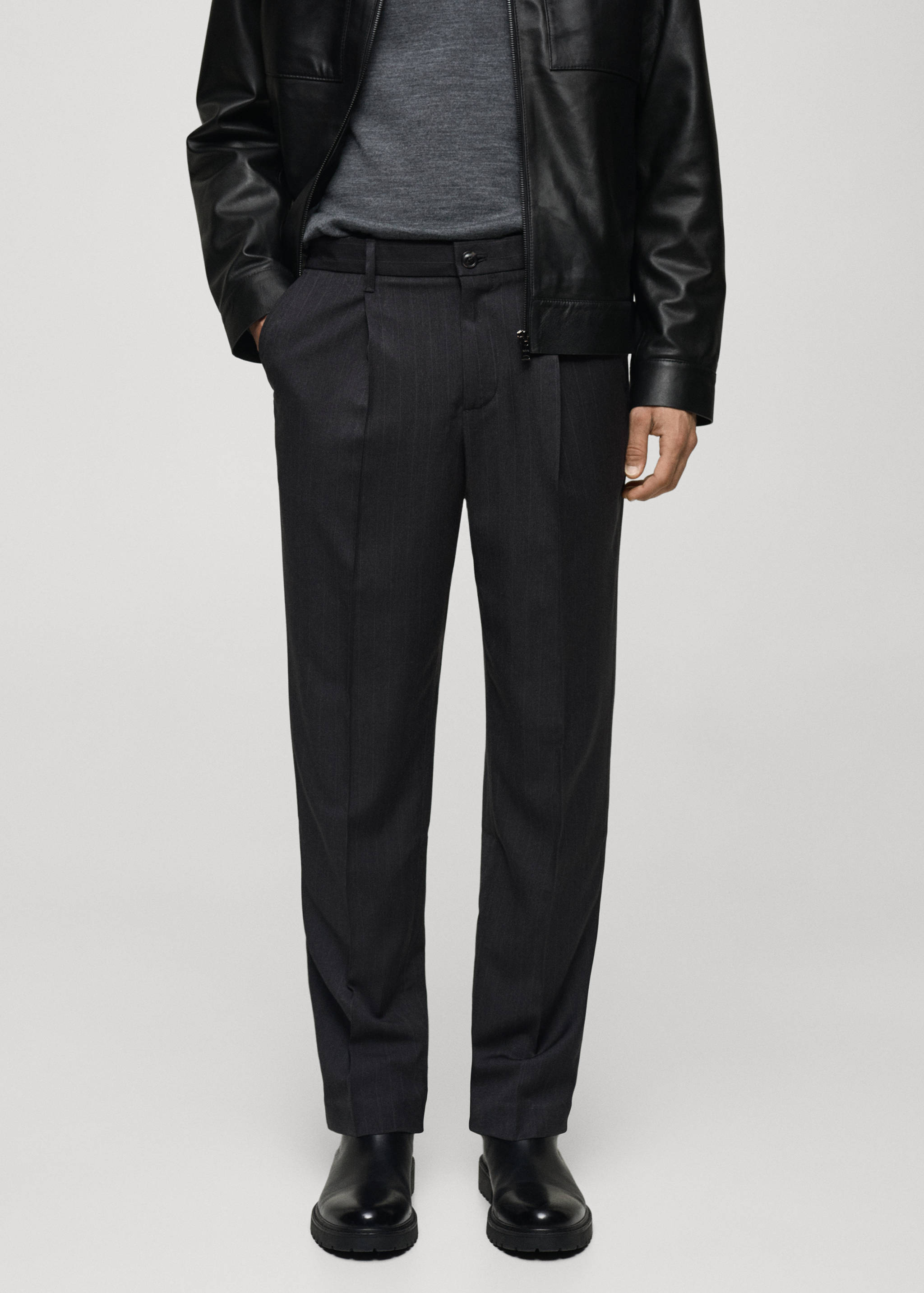 Pantalon regular-fit pinces - Plan moyen