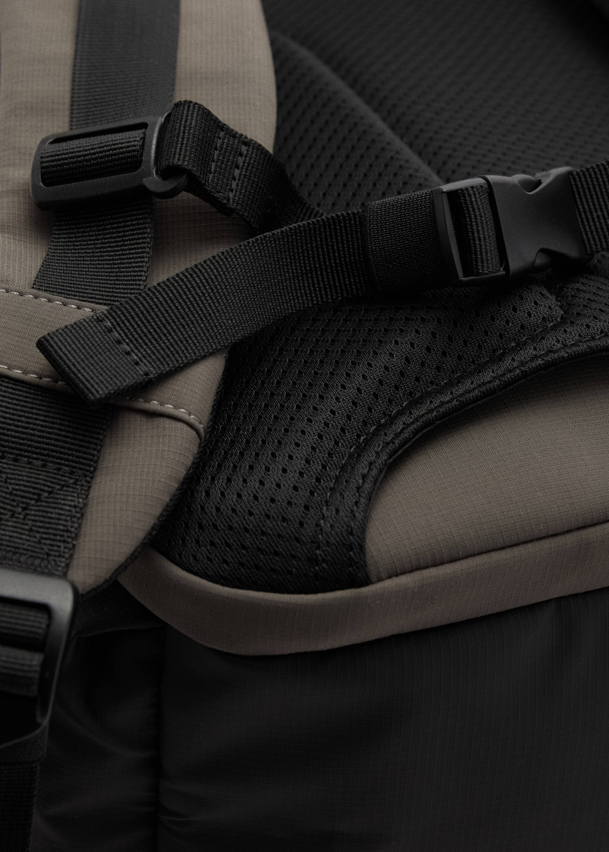 防水USB接口双肩包 - null