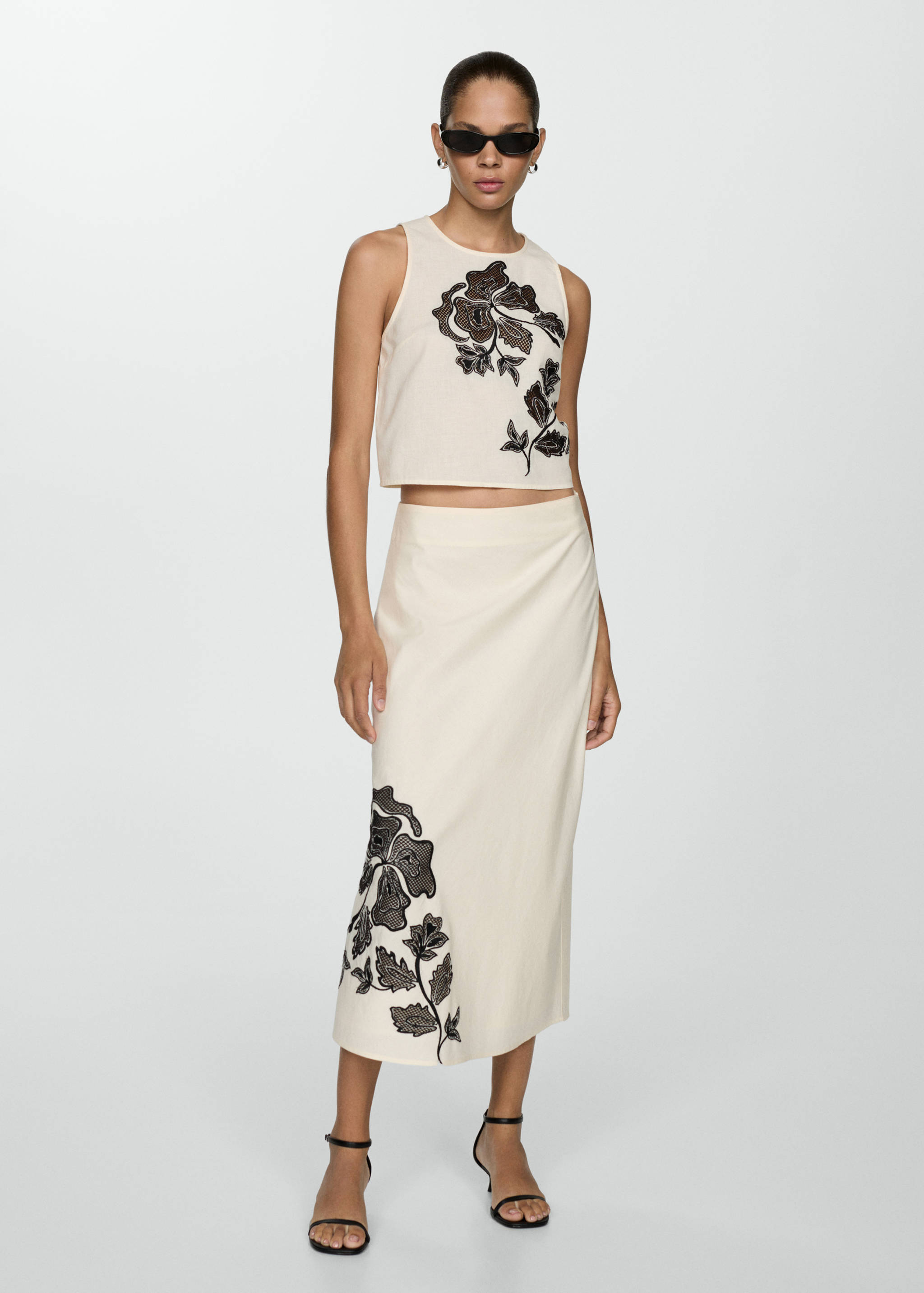 Jupe longue brodée - Plan général