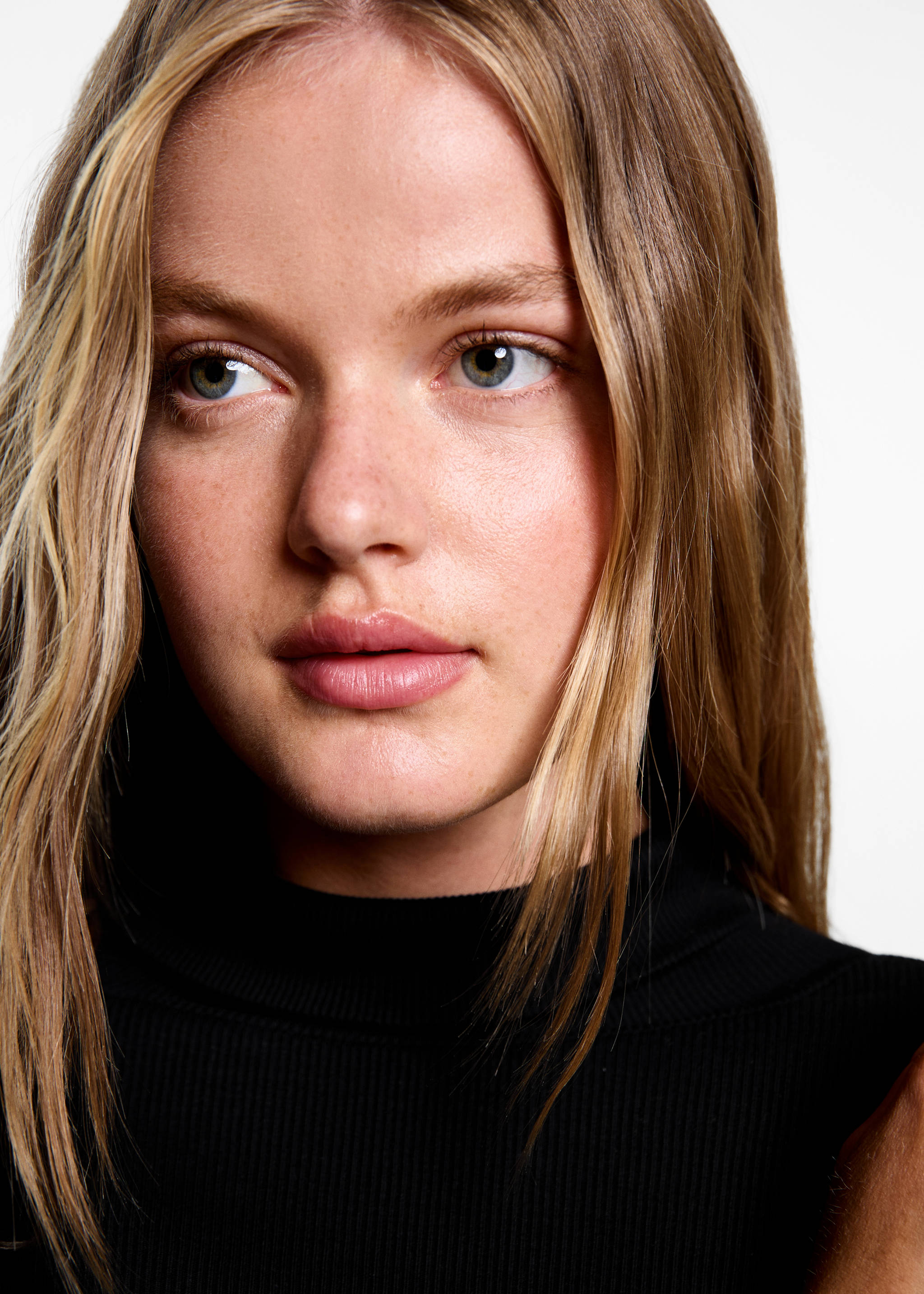 Long sleeve cotton t-shirt - Details of the article 1