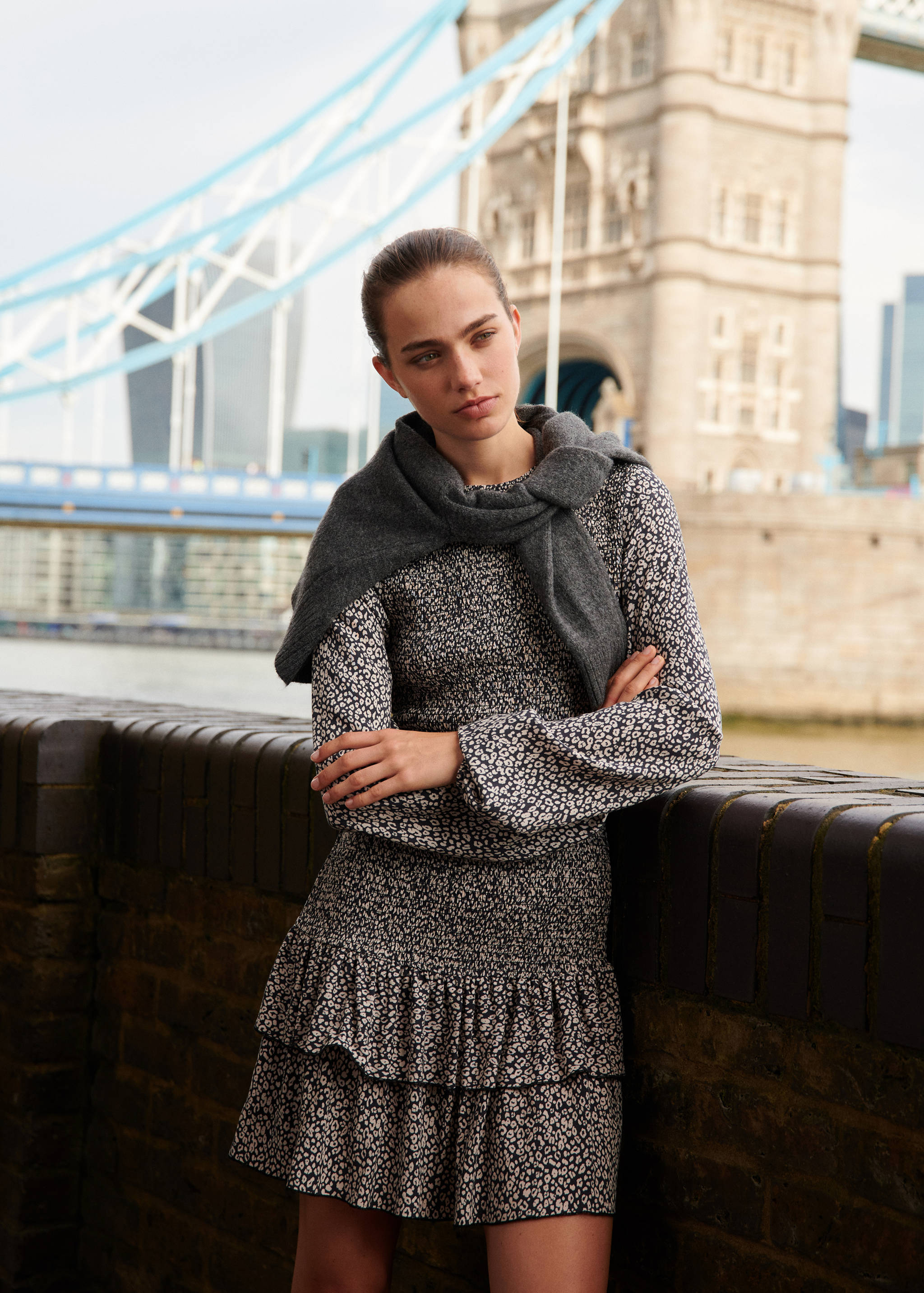 فستان مطبوع بنقشة فهد - تفاصيل المنتج 5