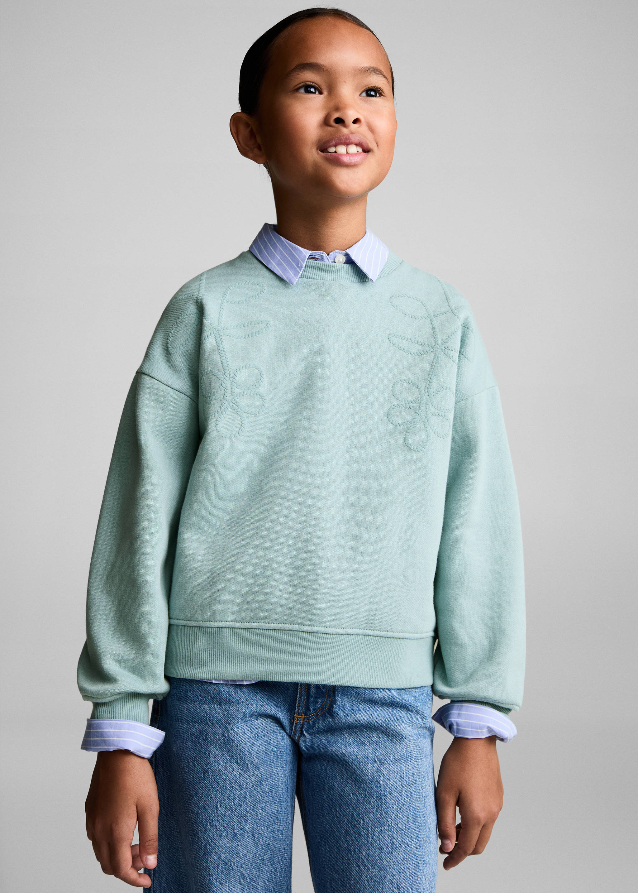 Sudadera algodón detalle bordado - Plano medio