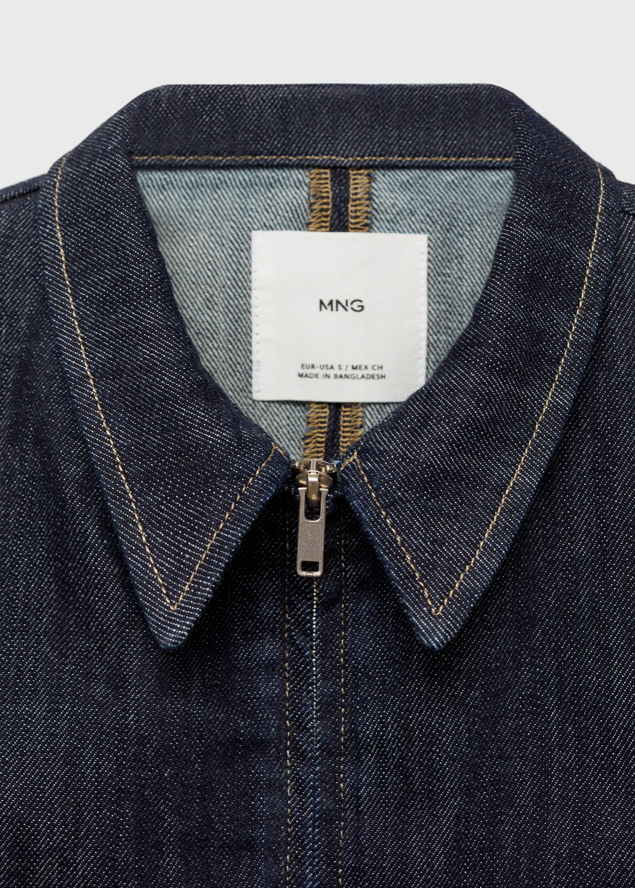 Denim top with metallic detail - Details of the article 8