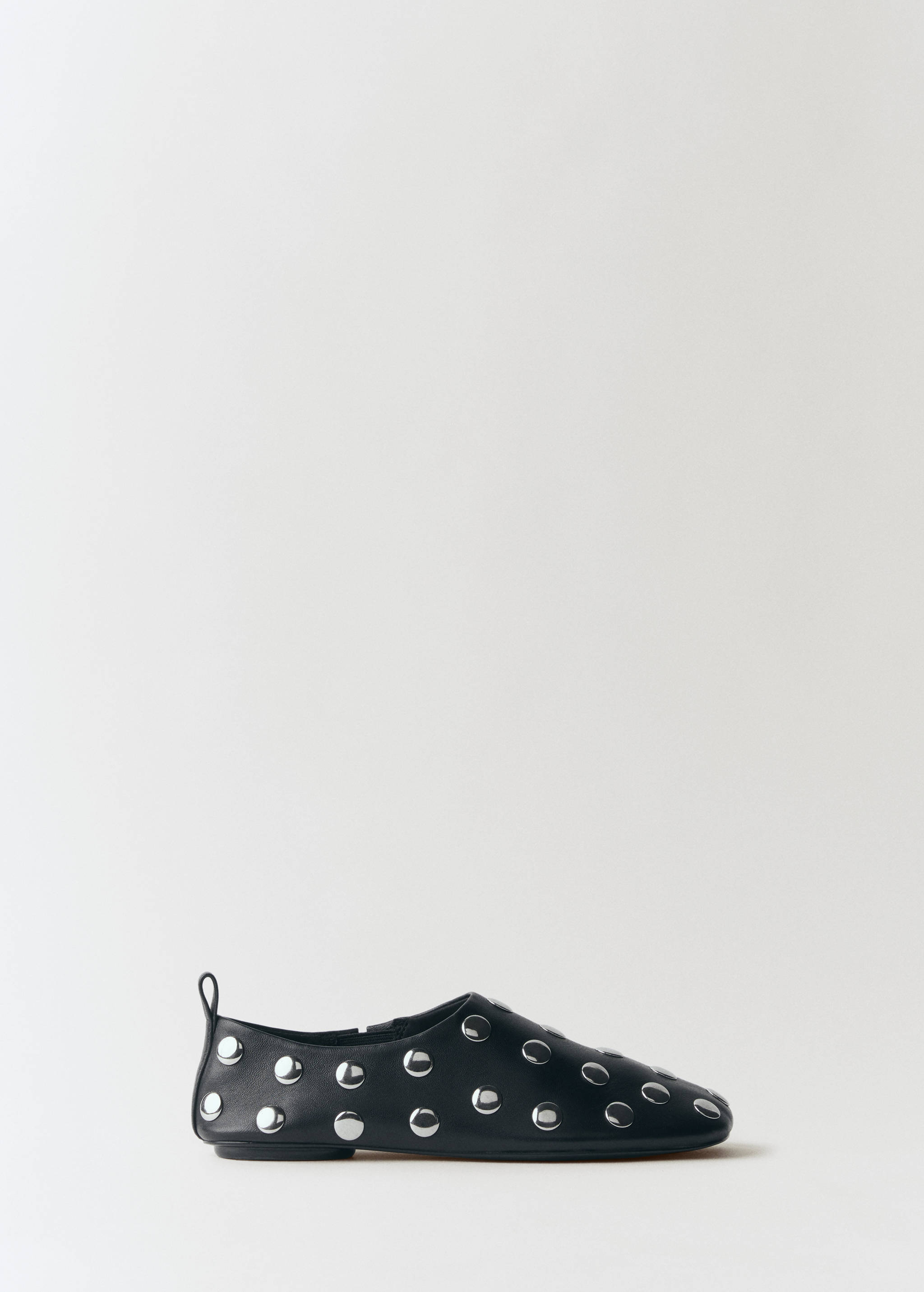 Studded leather shoes - Article without model