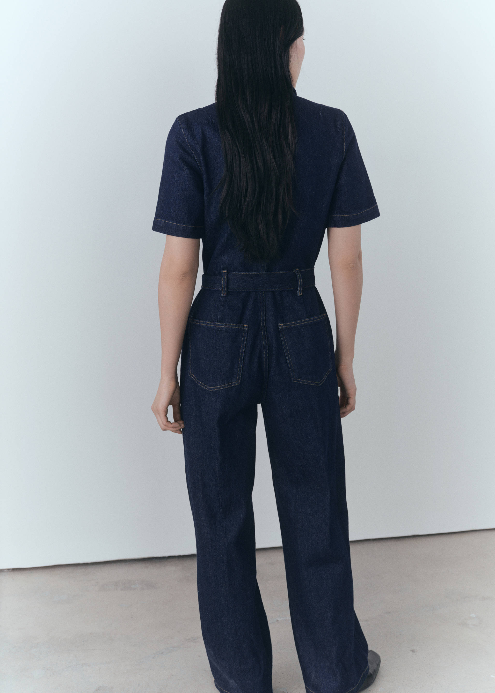 Rinse-wash denim jumpsuit - Reverse of the article