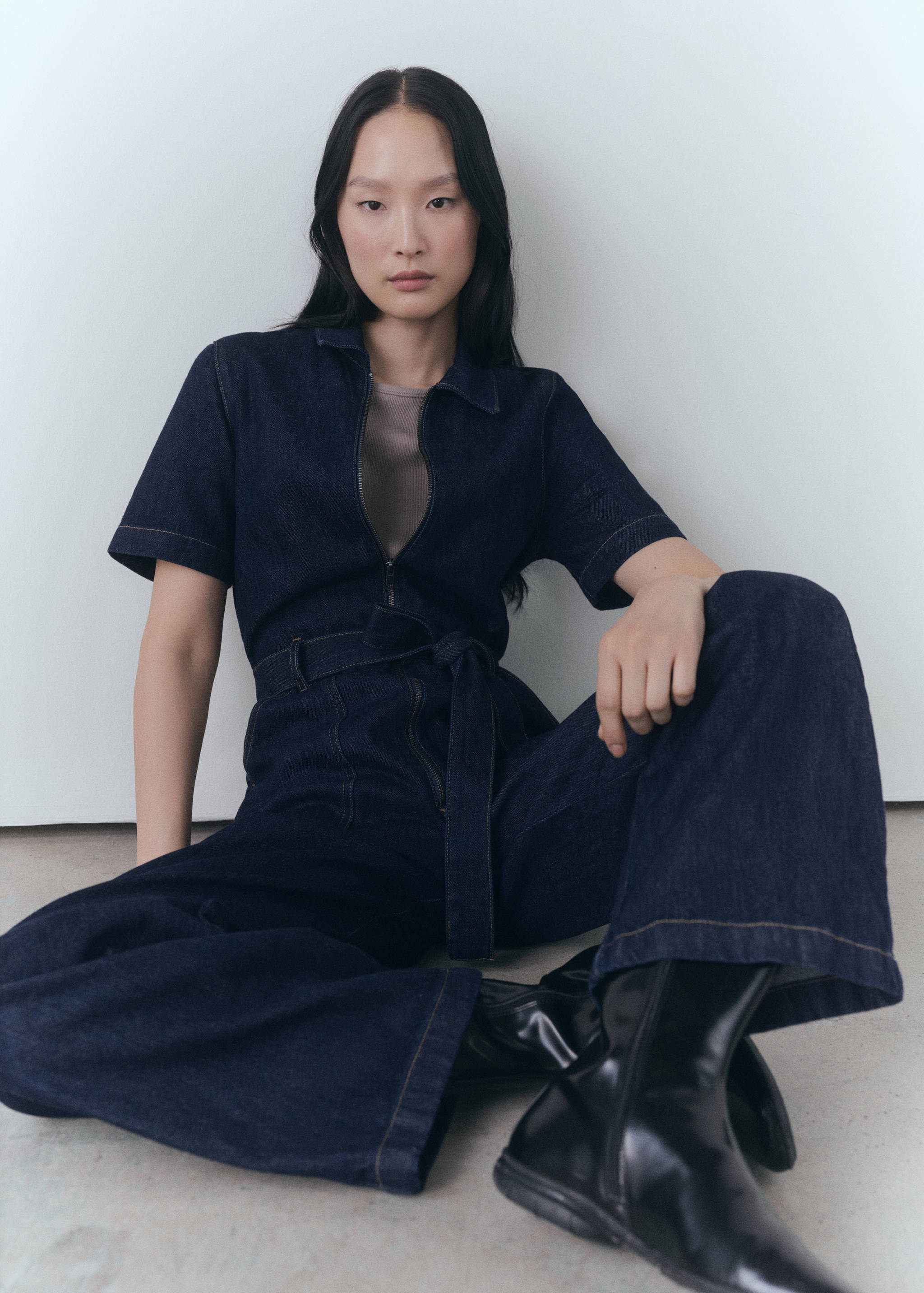 Rinse-wash denim jumpsuit - Details of the article 2
