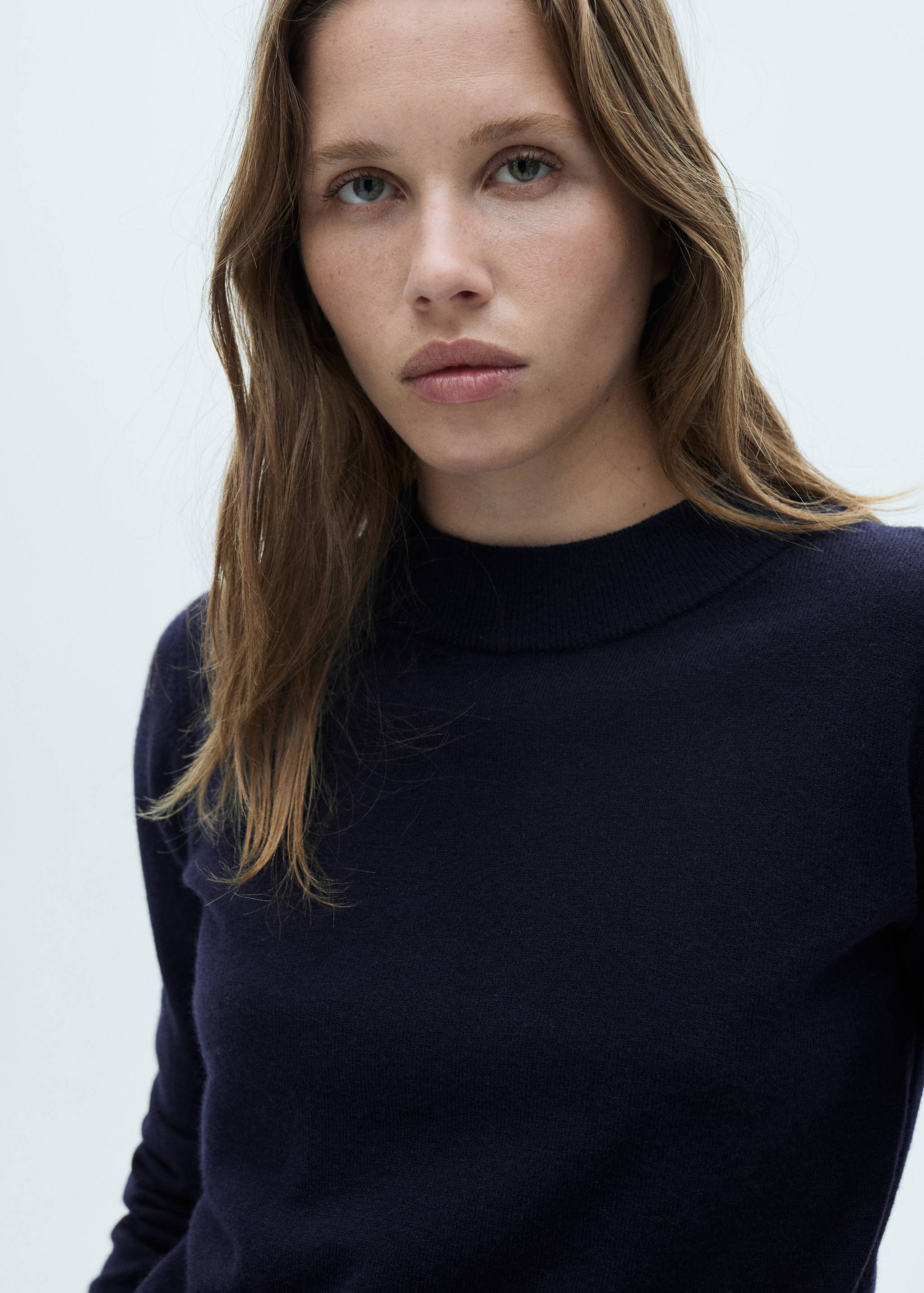 Straight round-neck sweater - Details of the article 1