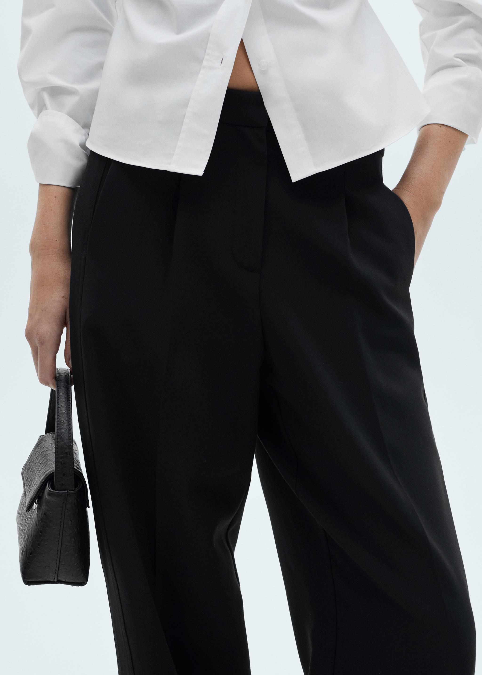 Straight-fit pleated pants - Details of the article 1