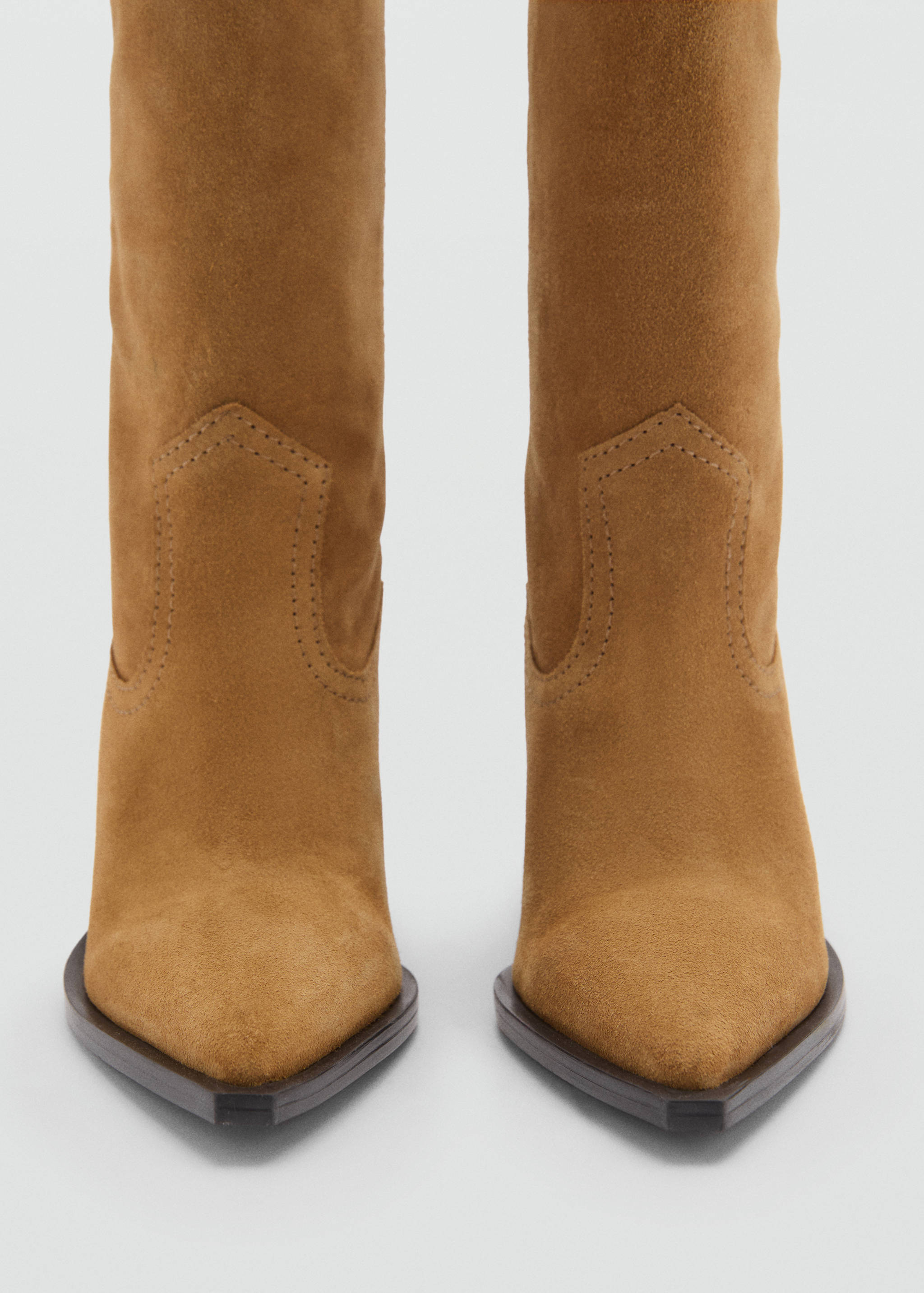 Suede cowboy boots - Details of the article 4