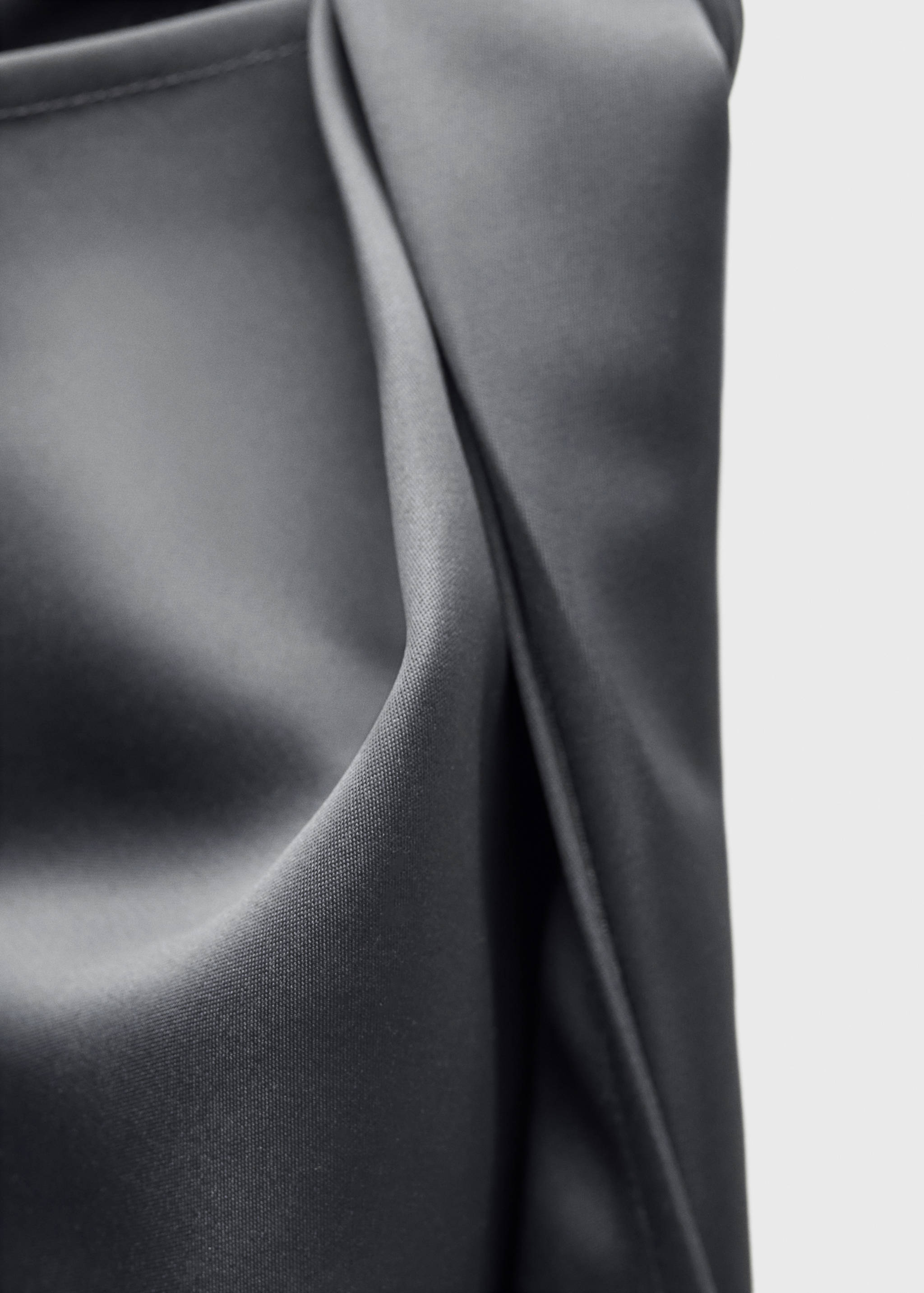 Satin dress with knot detail - Details of the article 8