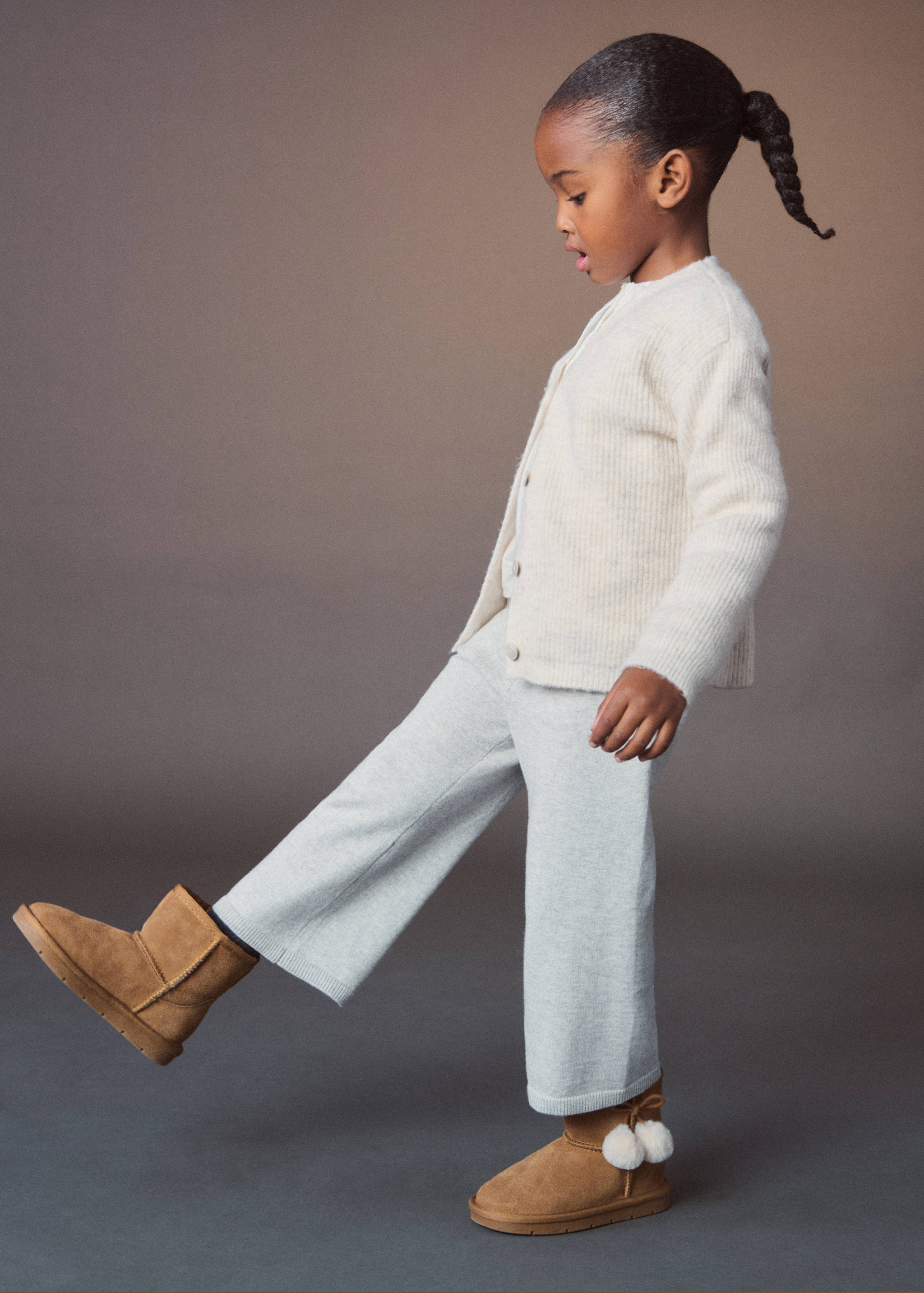 Low-cut leather boots - Details of the article 5