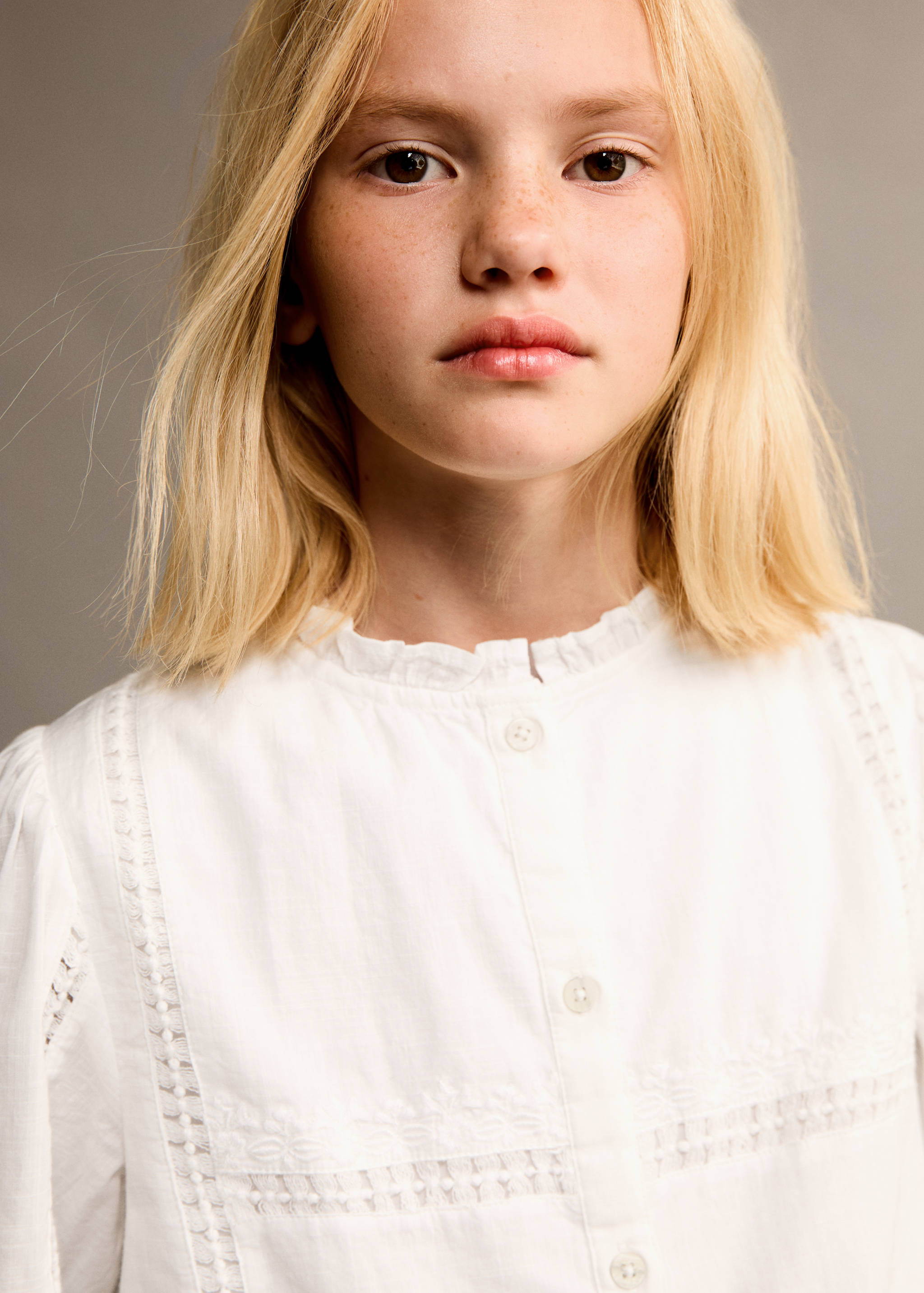 Embroidered details blouse - Details of the article 4
