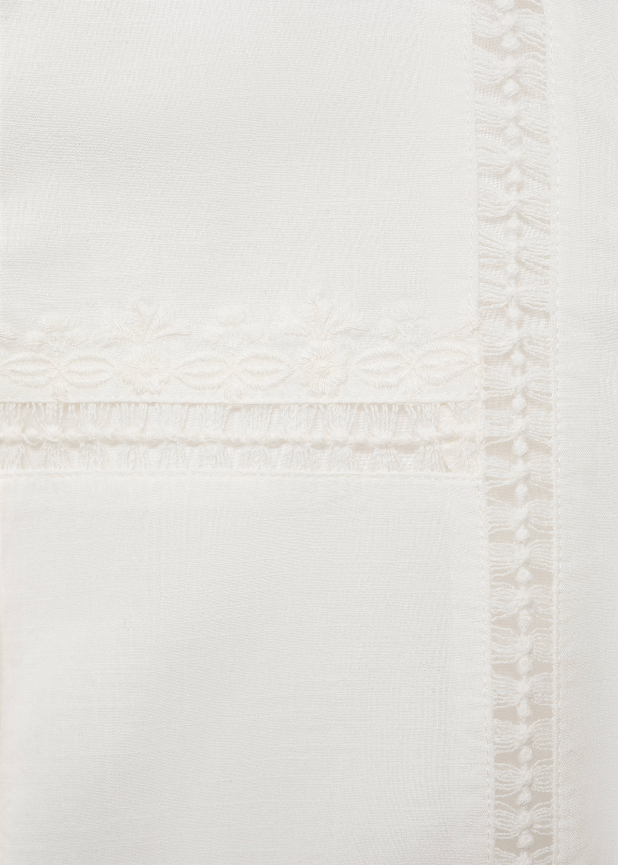 Embroidered details blouse - Details of the article 0