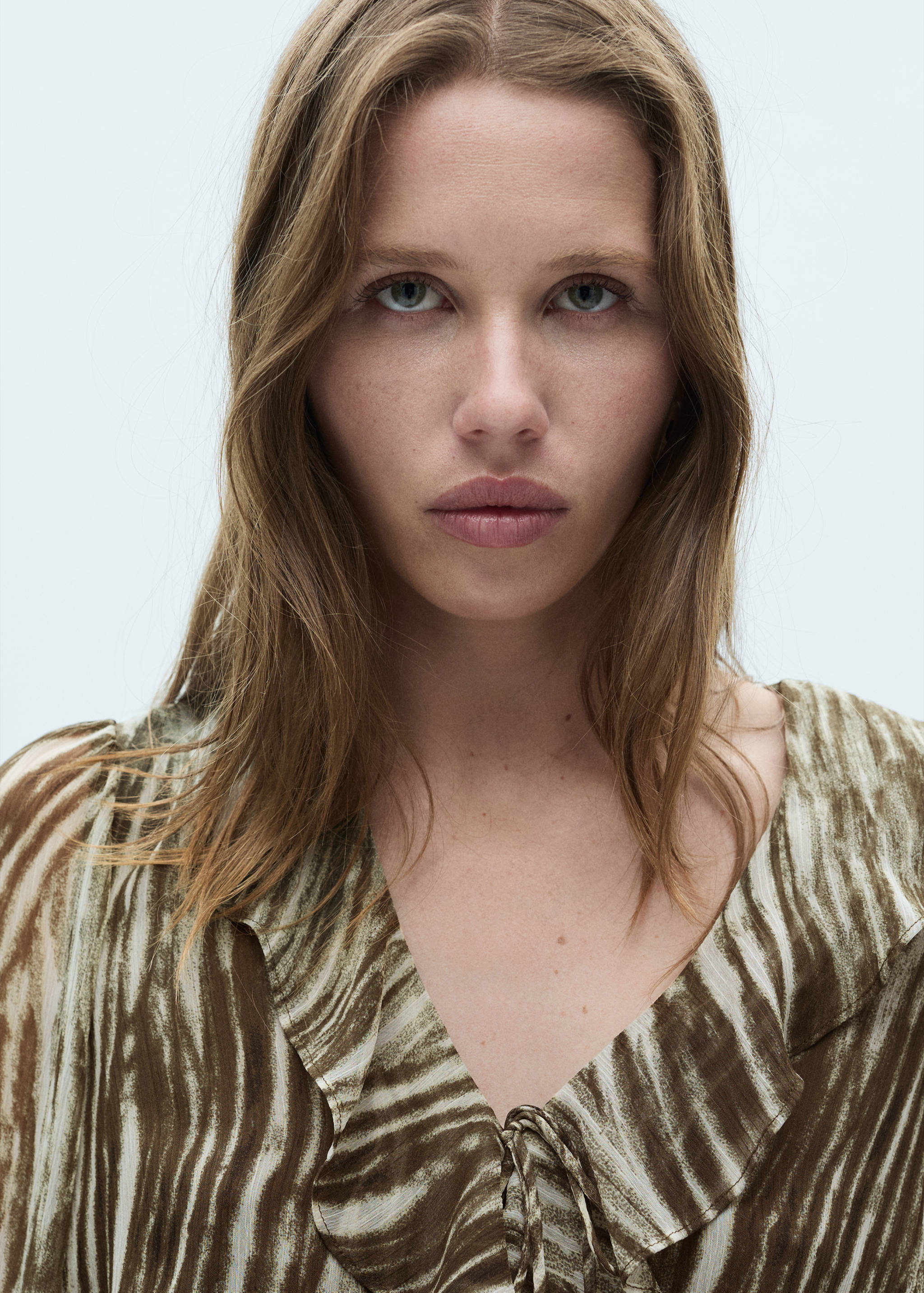 Vestido corto estampado volantes - Details of the article 1