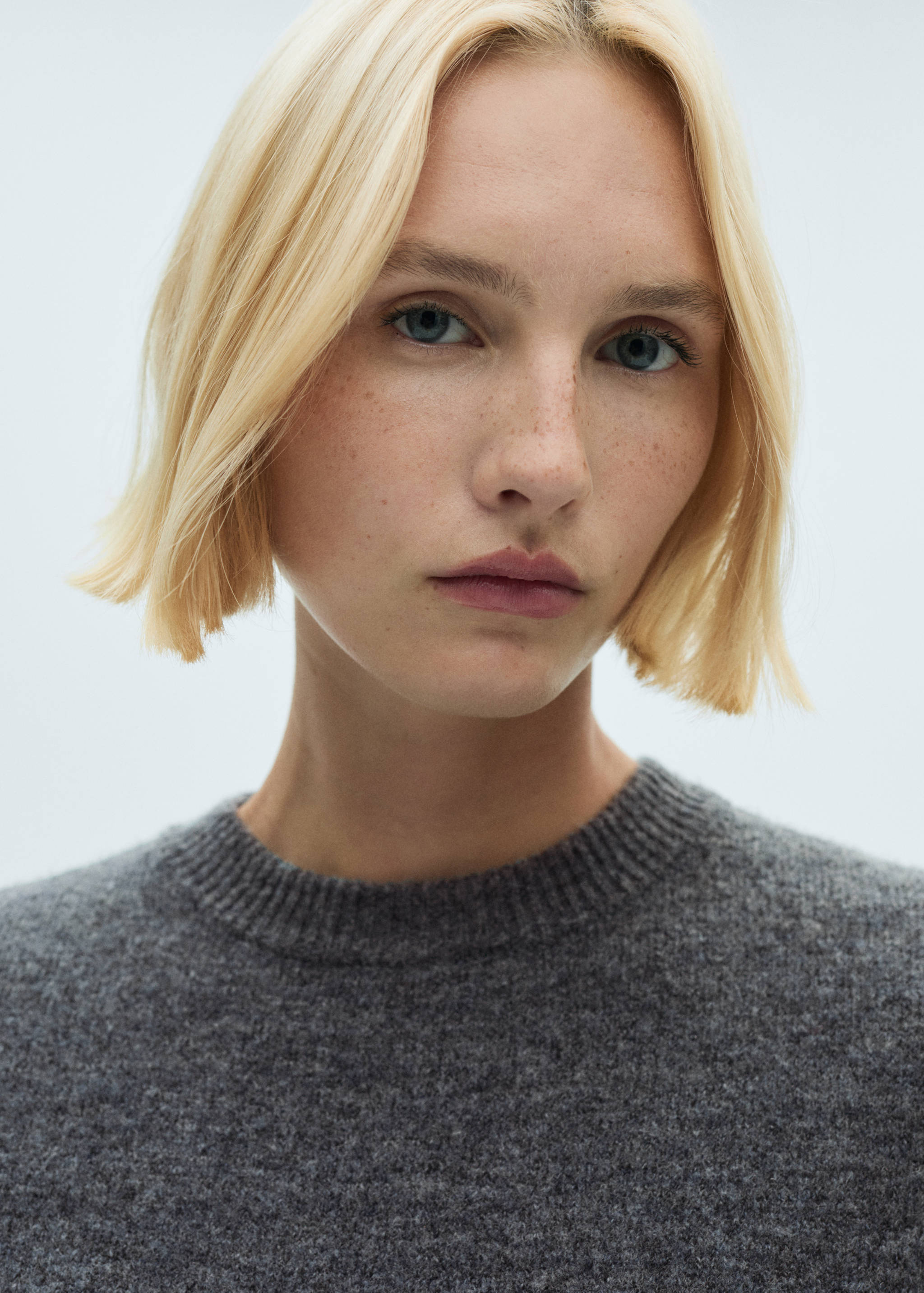 Knitted shift dress - Details of the article 1