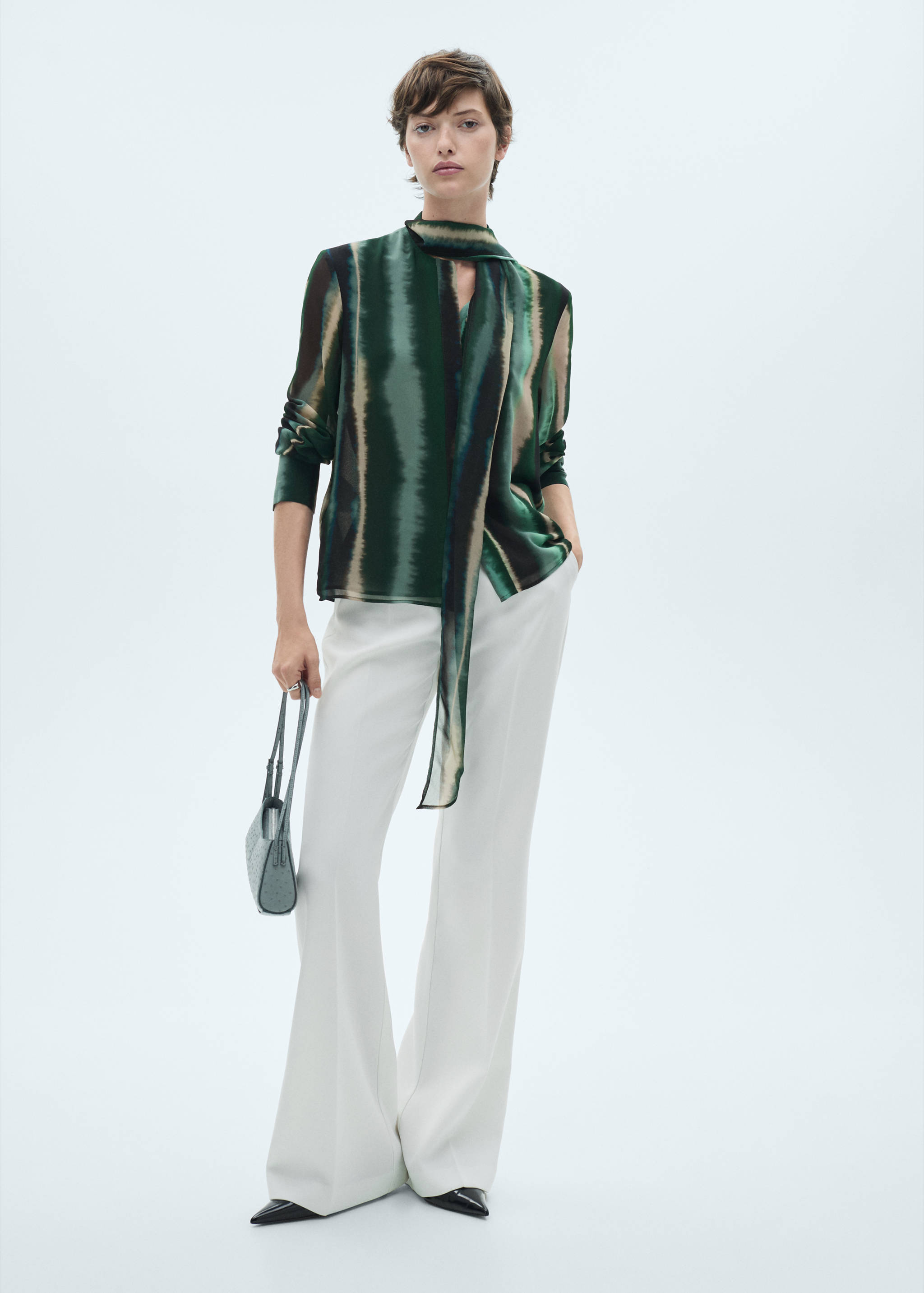 Bow printed blouse - General plane