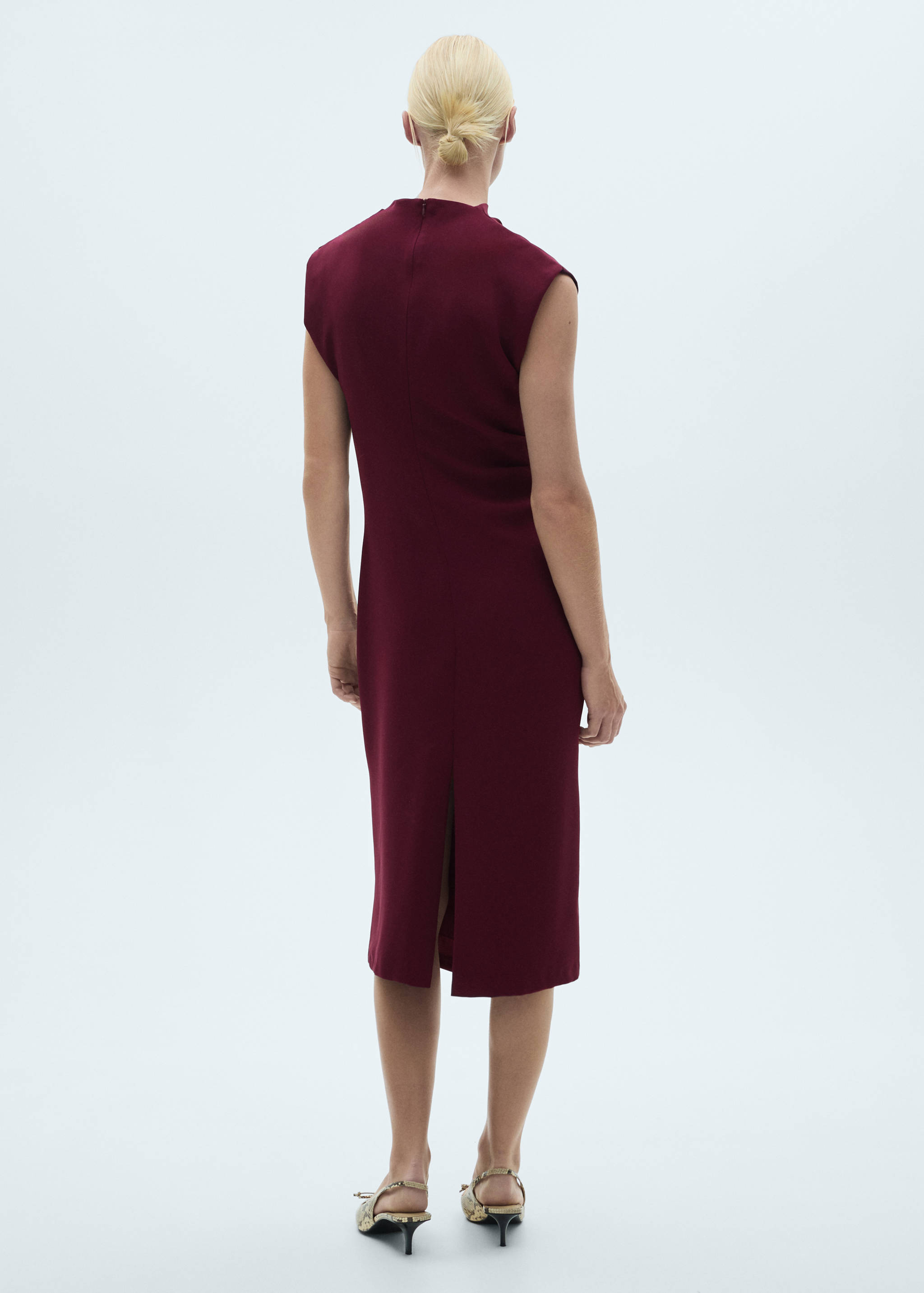 Gathered turtleneck dress - Reverse of the article