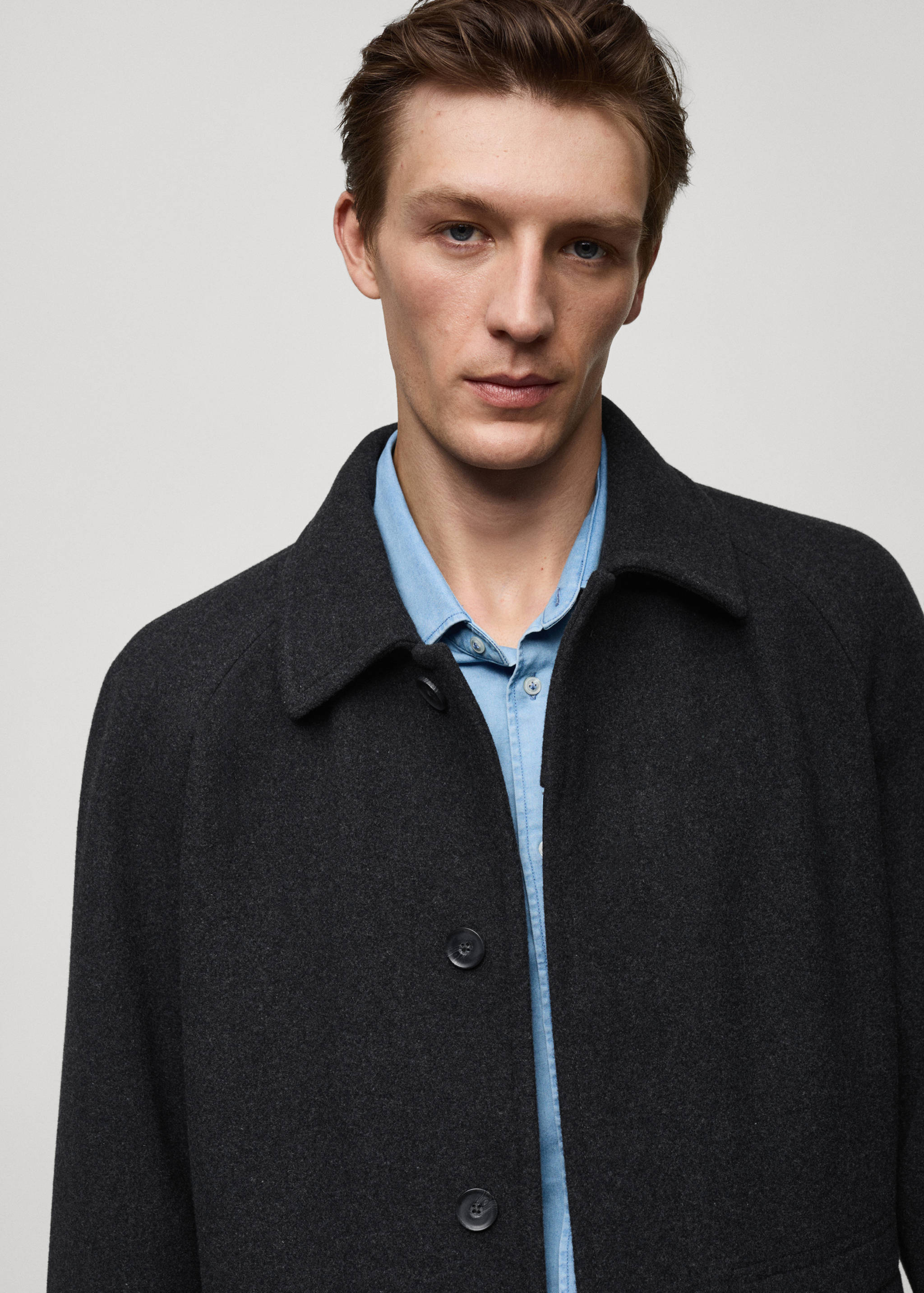 Pocketed wool coat - Details of the article 1