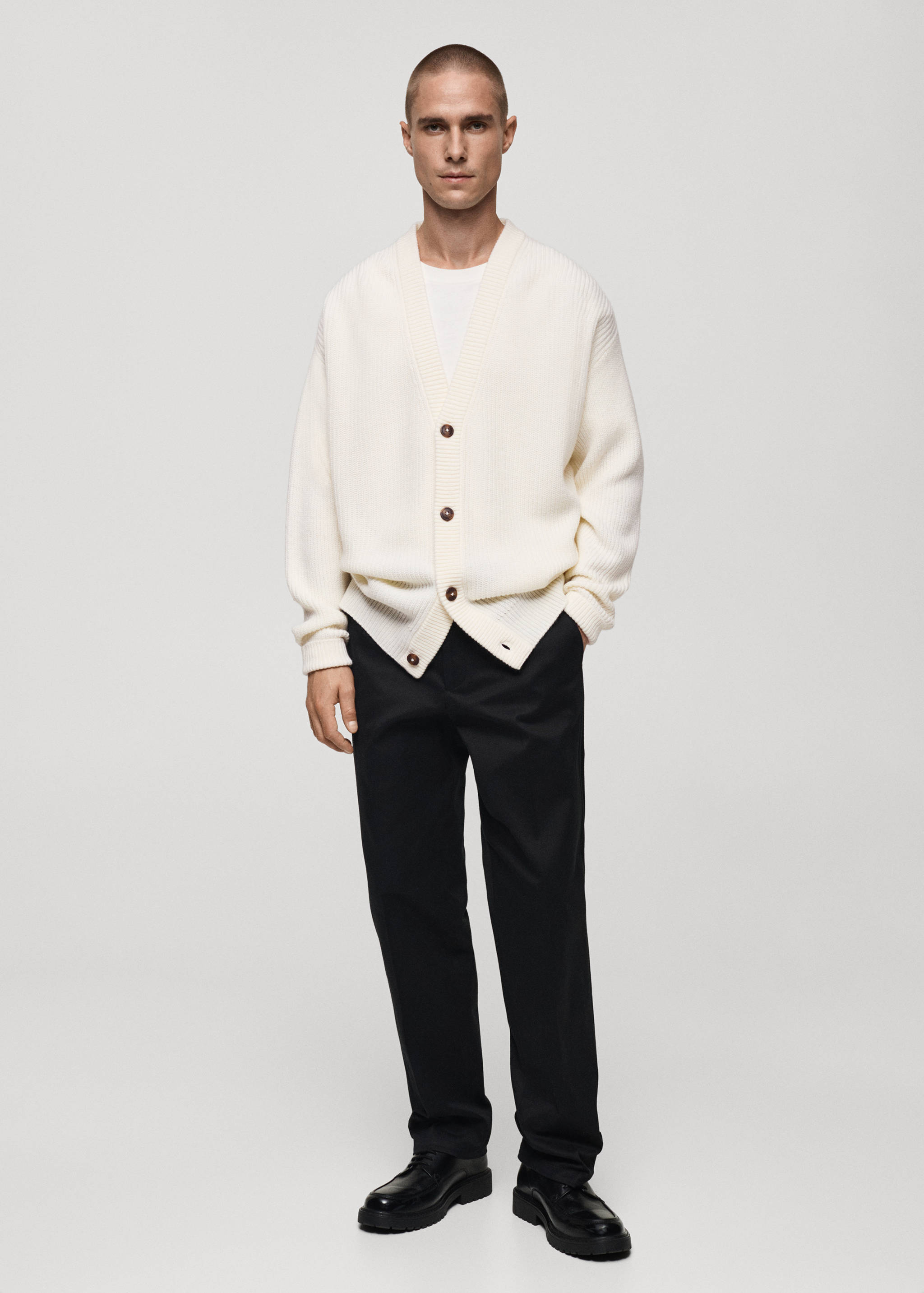 Chunky-knit relaxed-fit cardigan - General plane