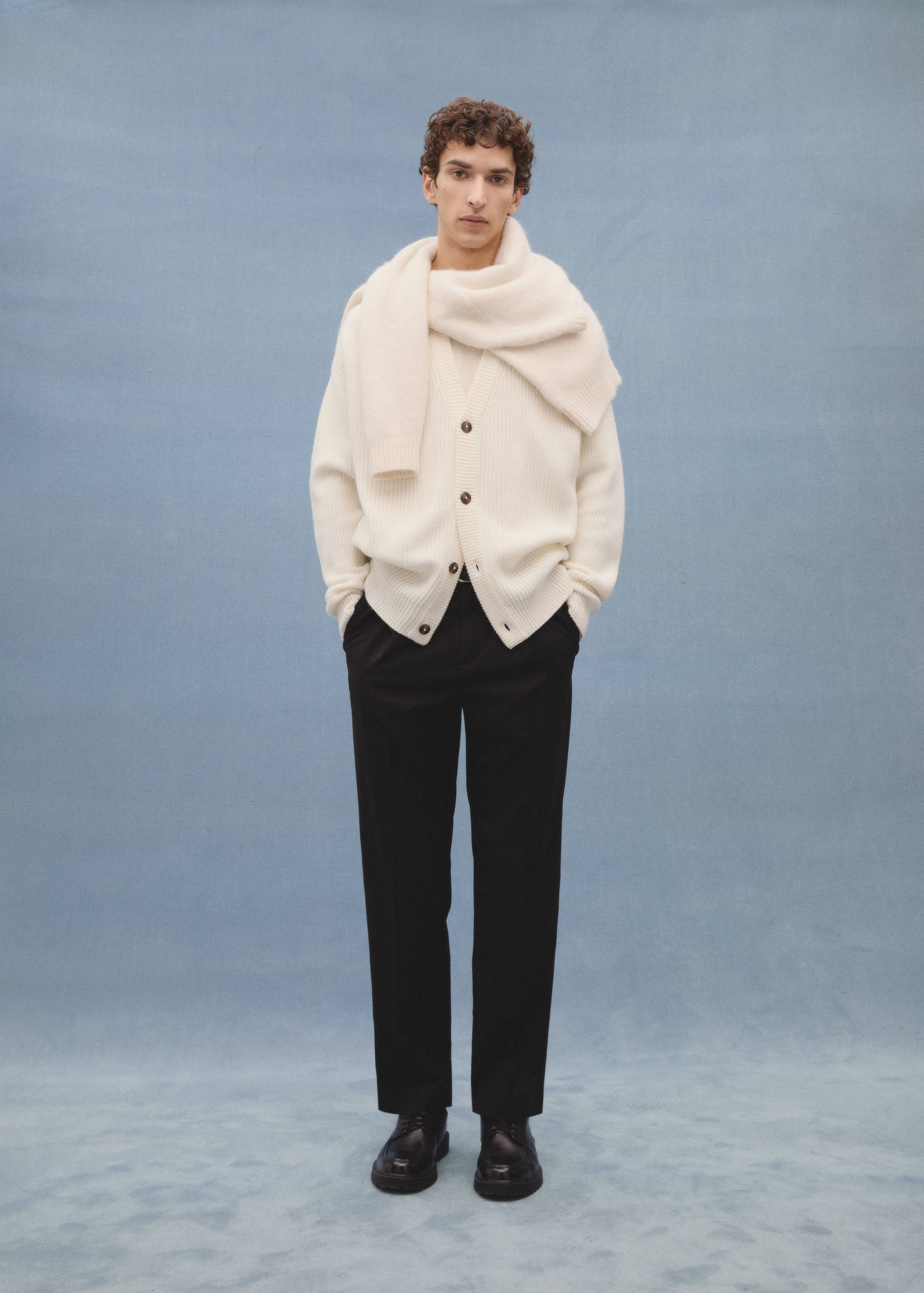 Chunky-knit relaxed-fit cardigan - Details of the article 5