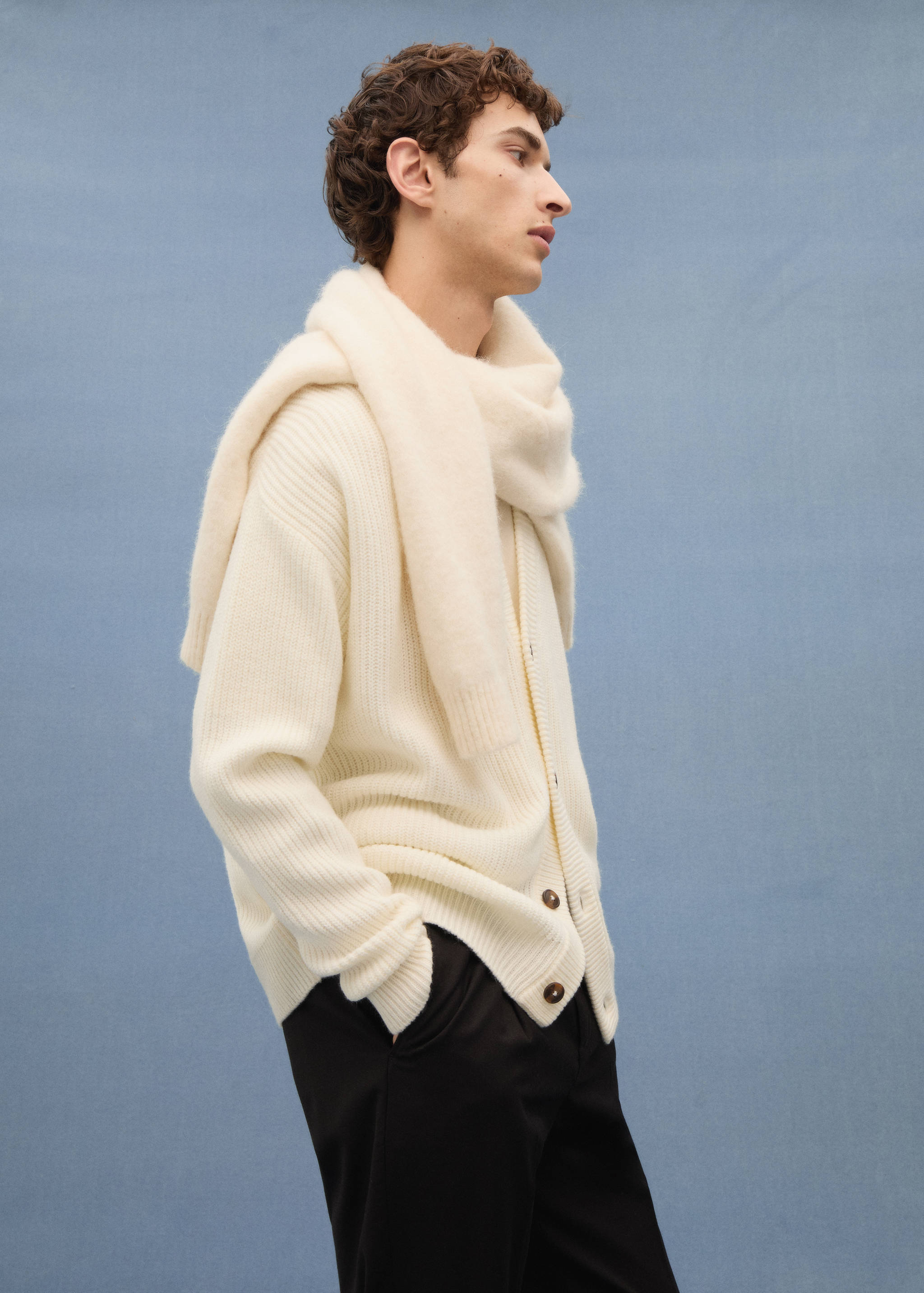 Chunky-knit relaxed-fit cardigan - Details of the article 5