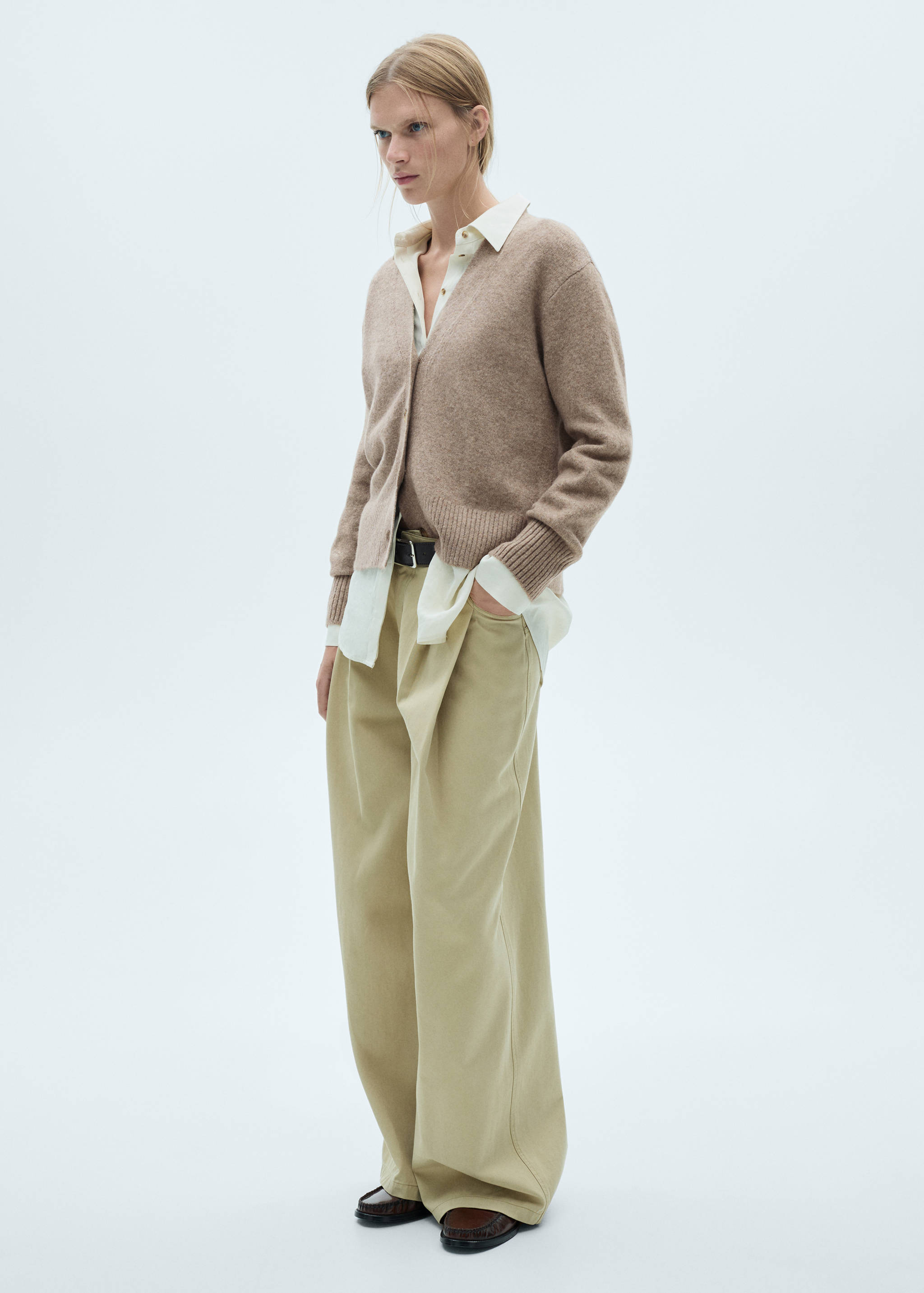 Button knit cardigan - General plane