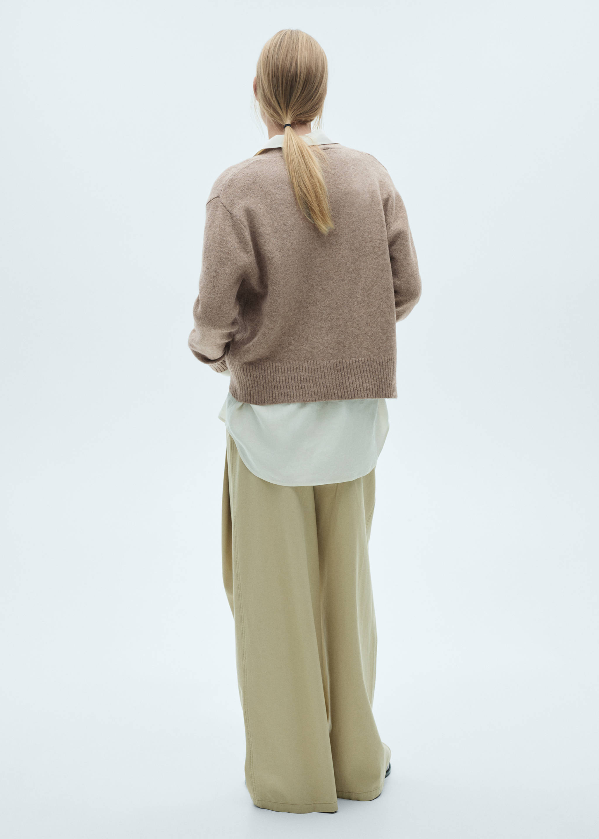 Button knit cardigan - Reverse of the article