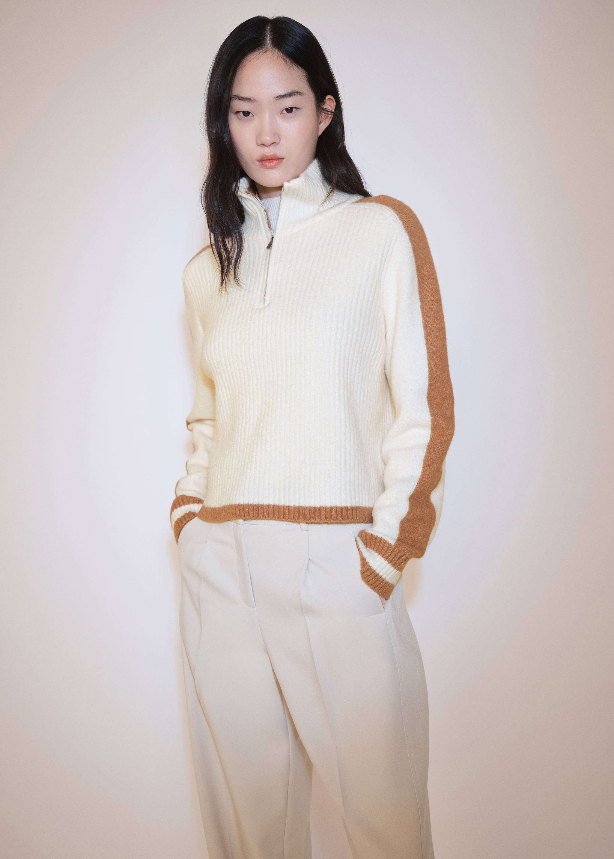 Striped sweater with zip - Medium plane