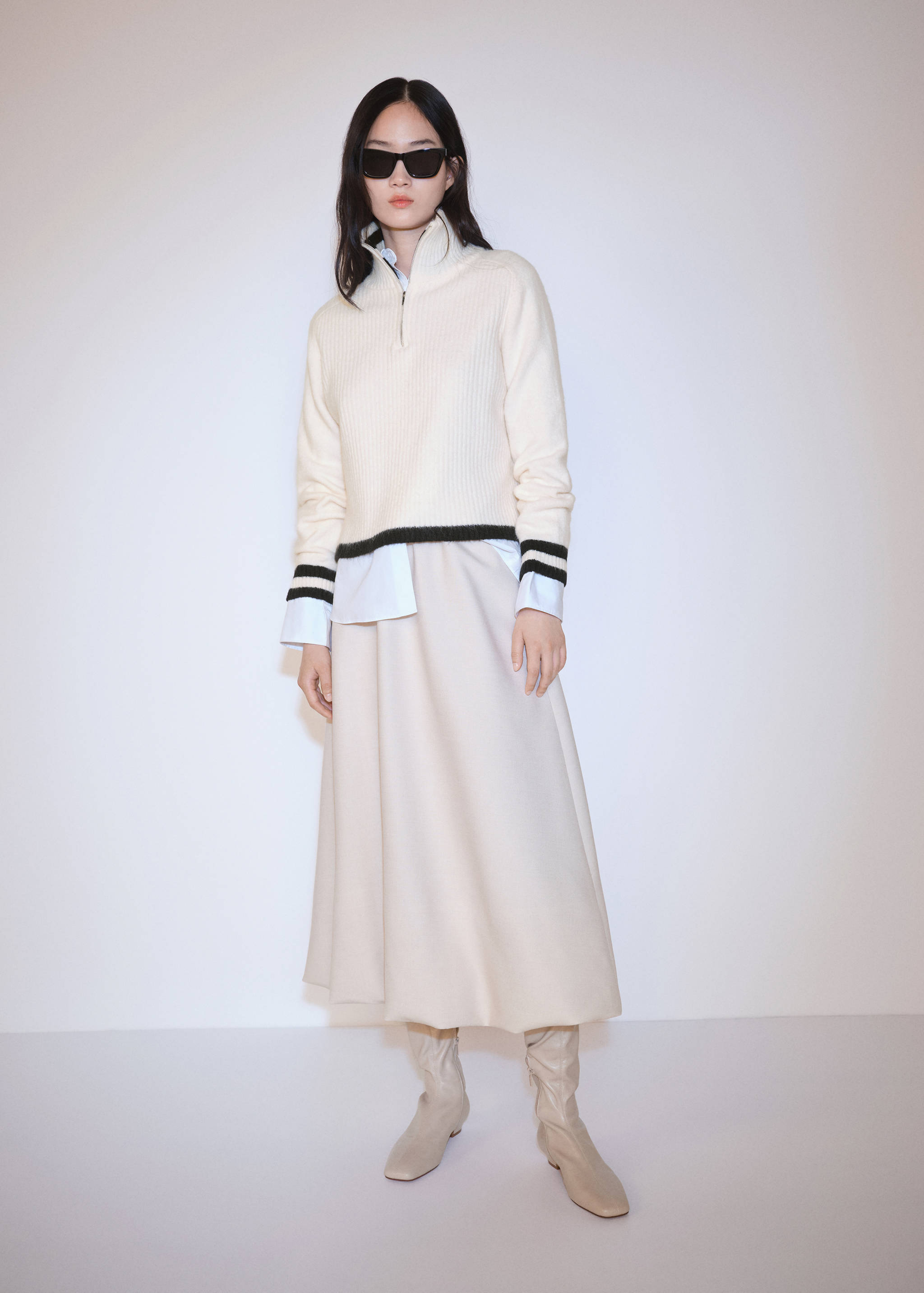 Striped sweater with zip - General plane