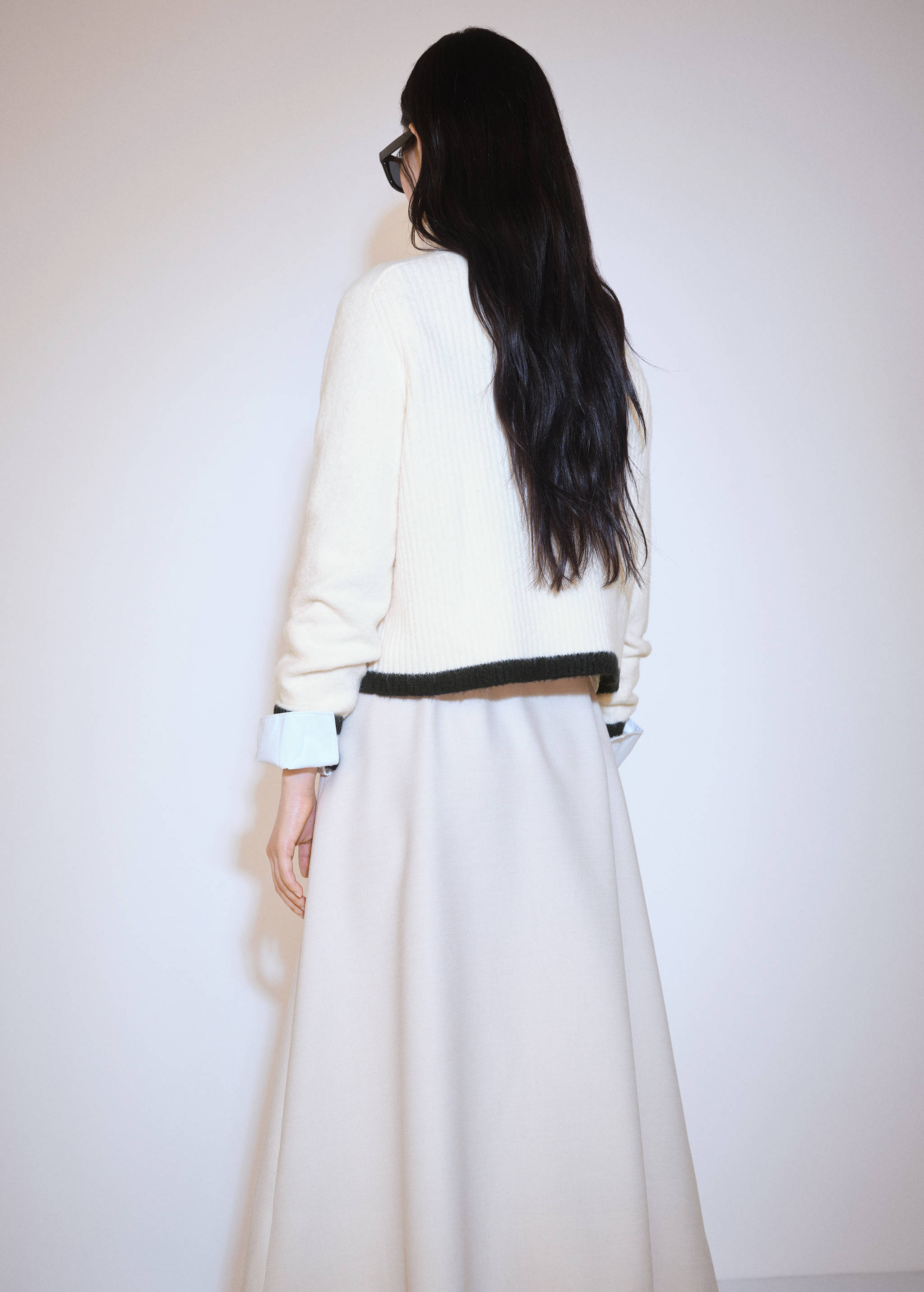 Striped sweater with zip - Reverse of the article