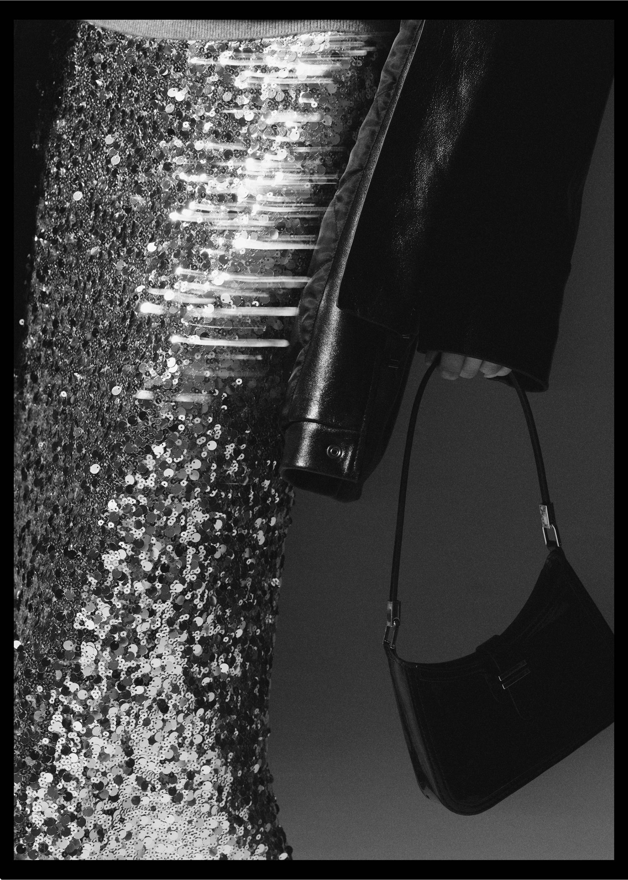 Falda midi lentejuelas - Detalle del artículo 7, Plata. Ref: 77038280-00.