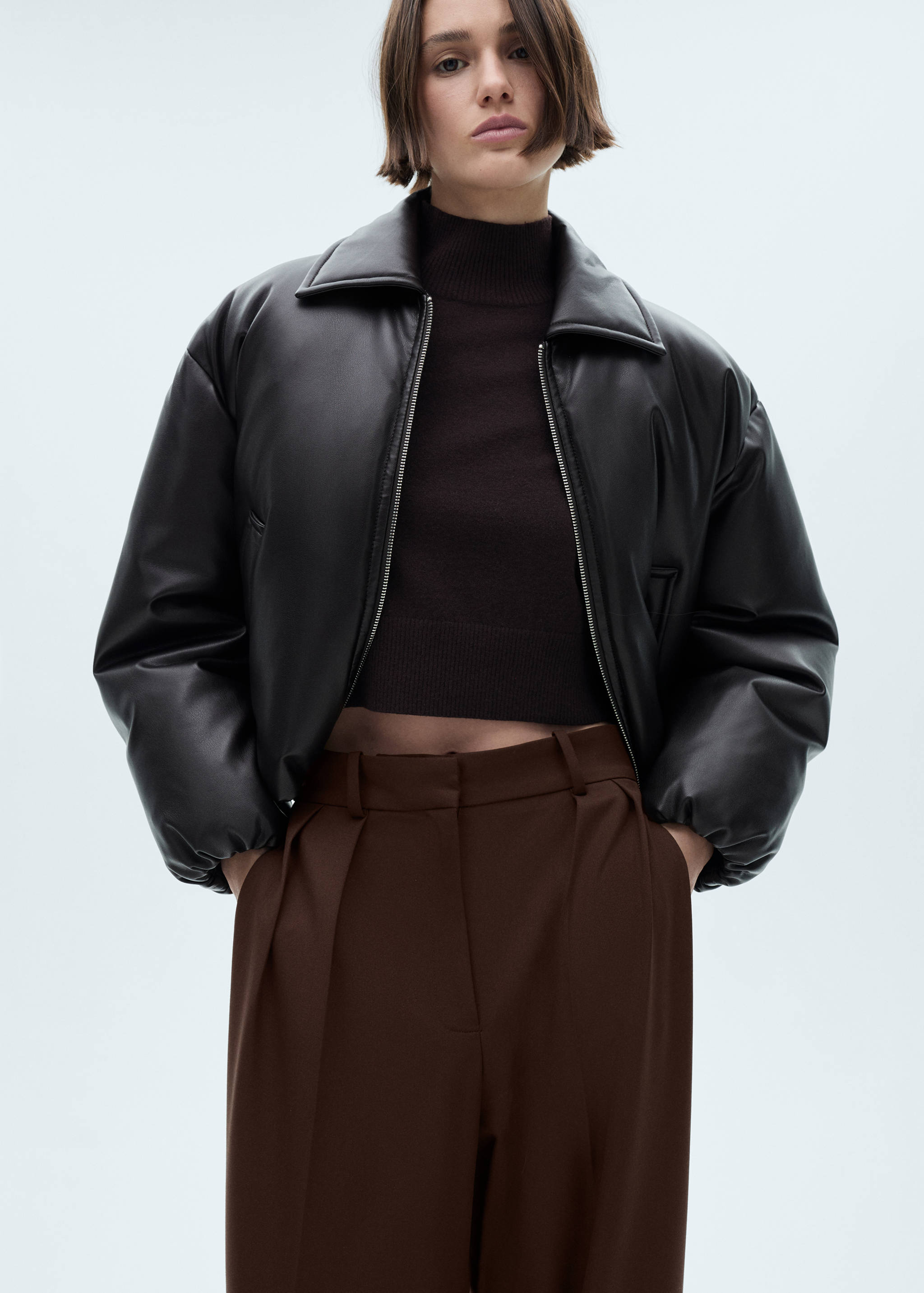 Wide leg pleated trousers - Details of the article 1