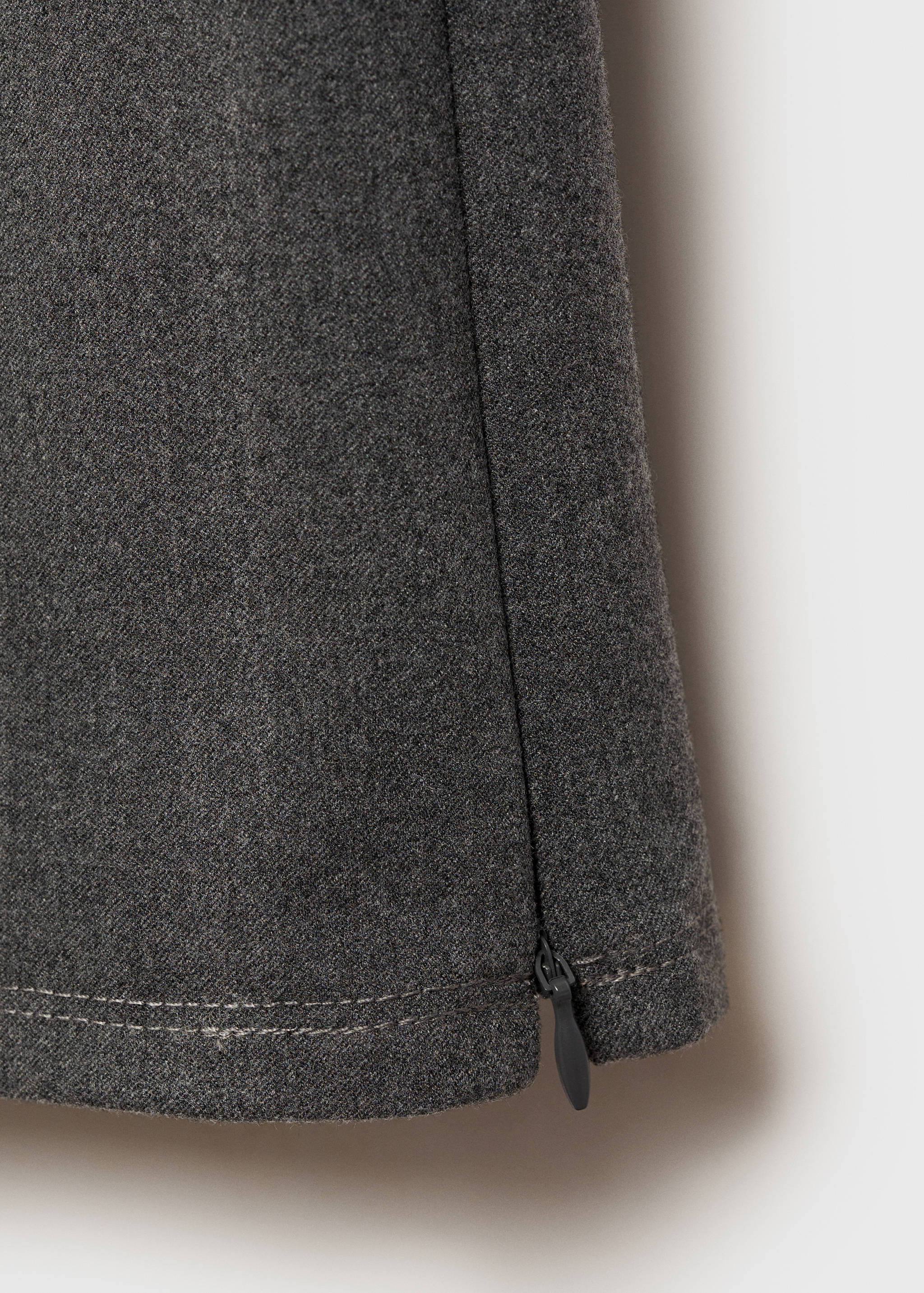 Low-rise flared trousers - Details of the article 0