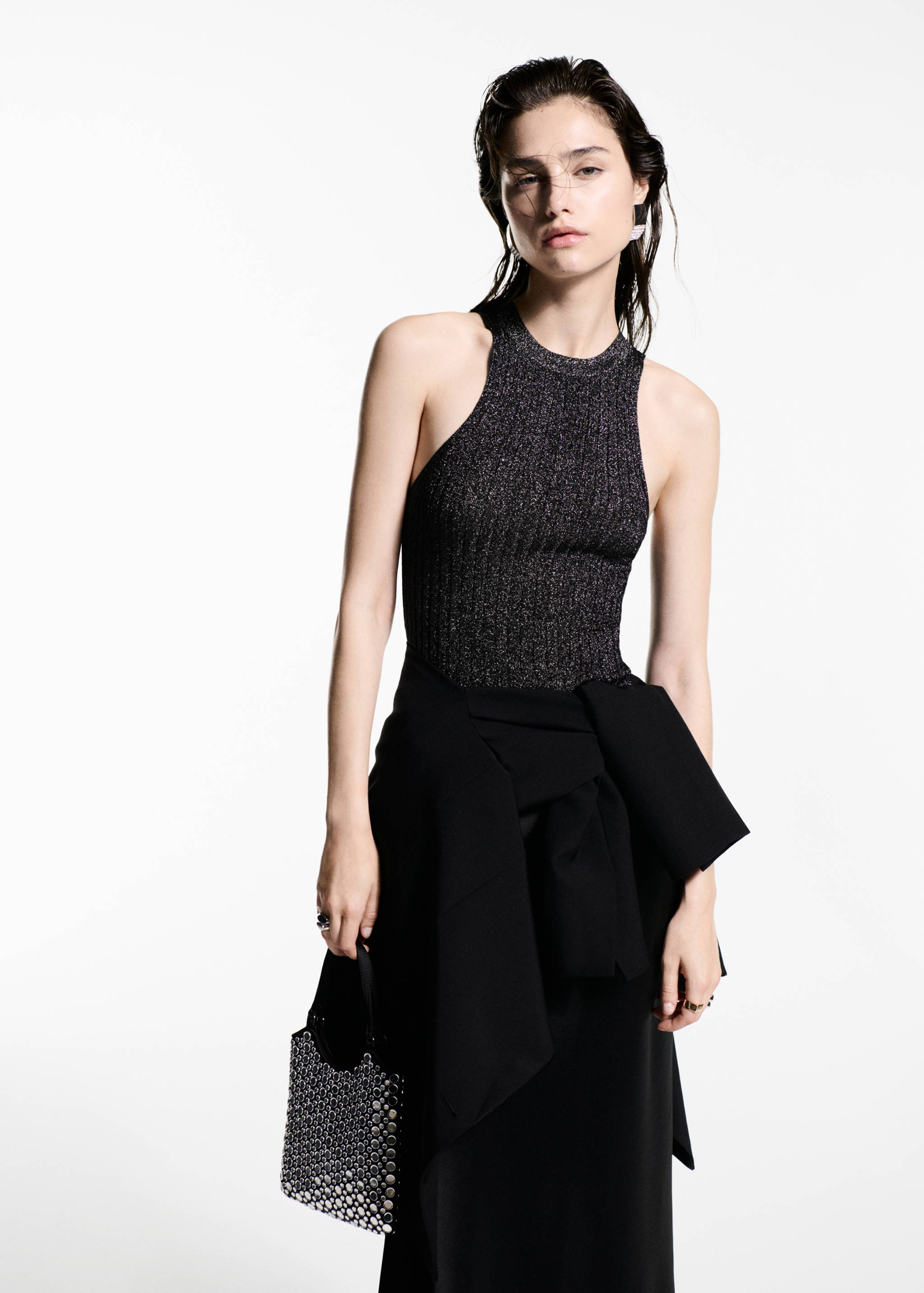 Top punto lúrex cuello halter - Plano medio