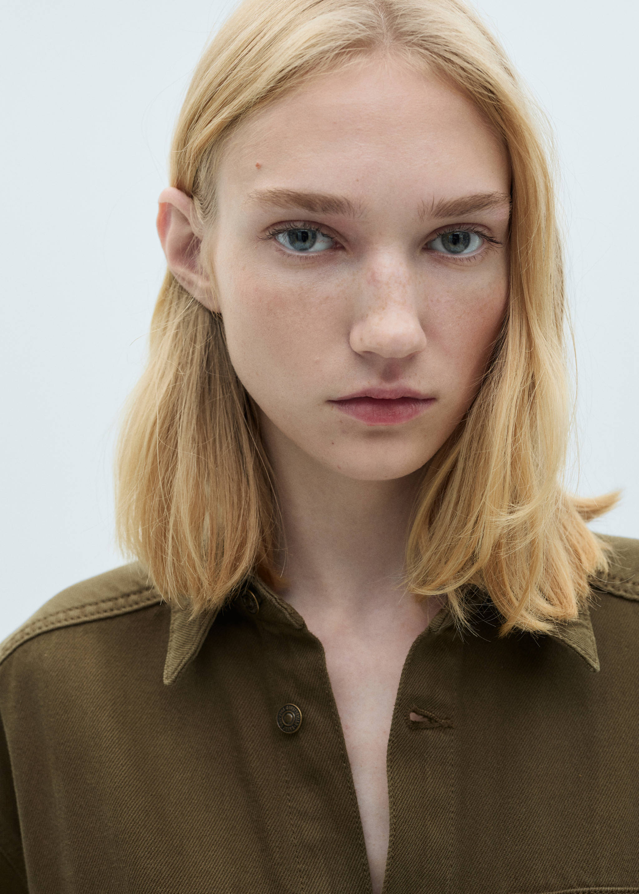 Джинсовый комбинезон с поясом - Деталь изделия 1