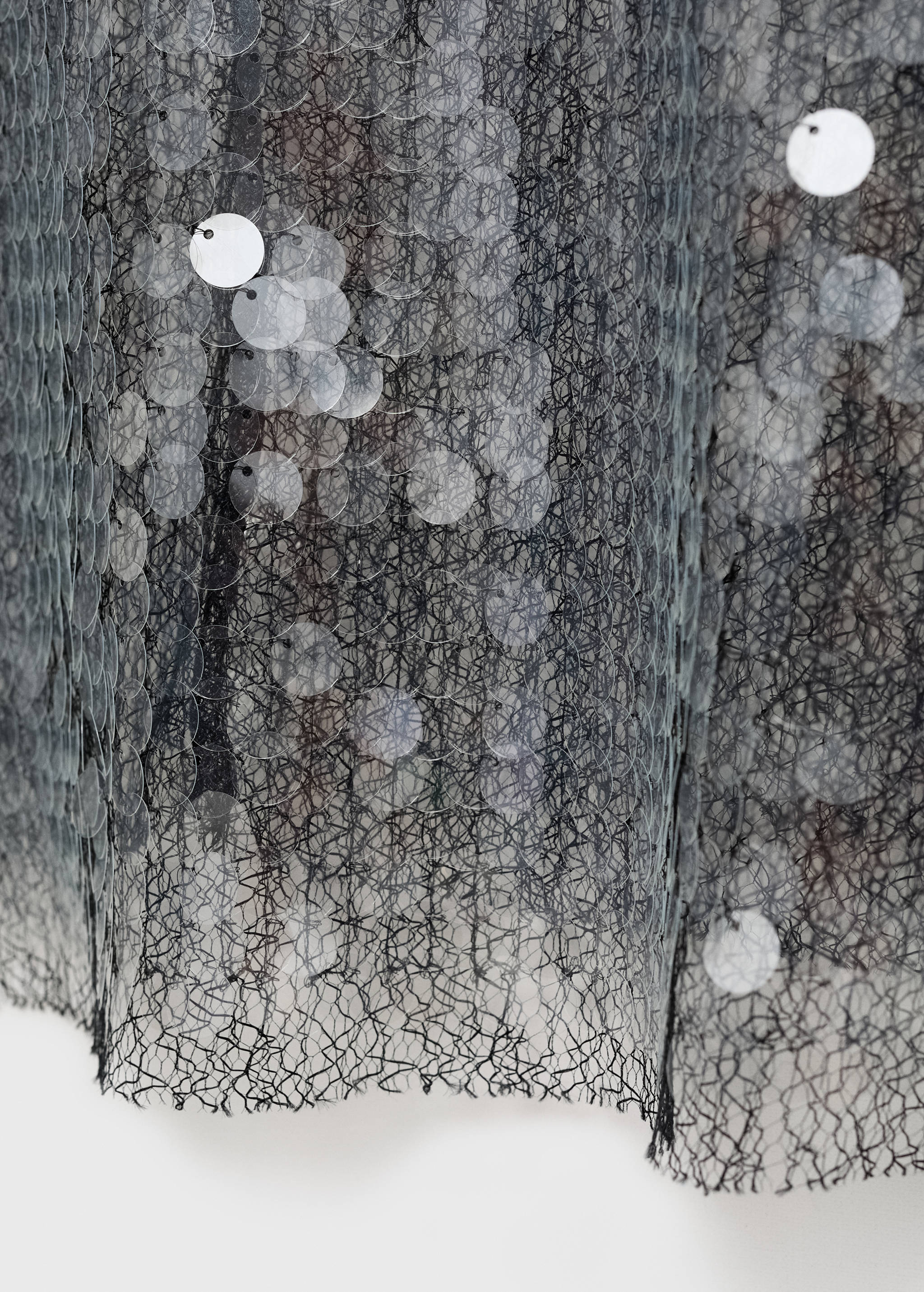 Semi-transparent sequined top - Details of the article 0