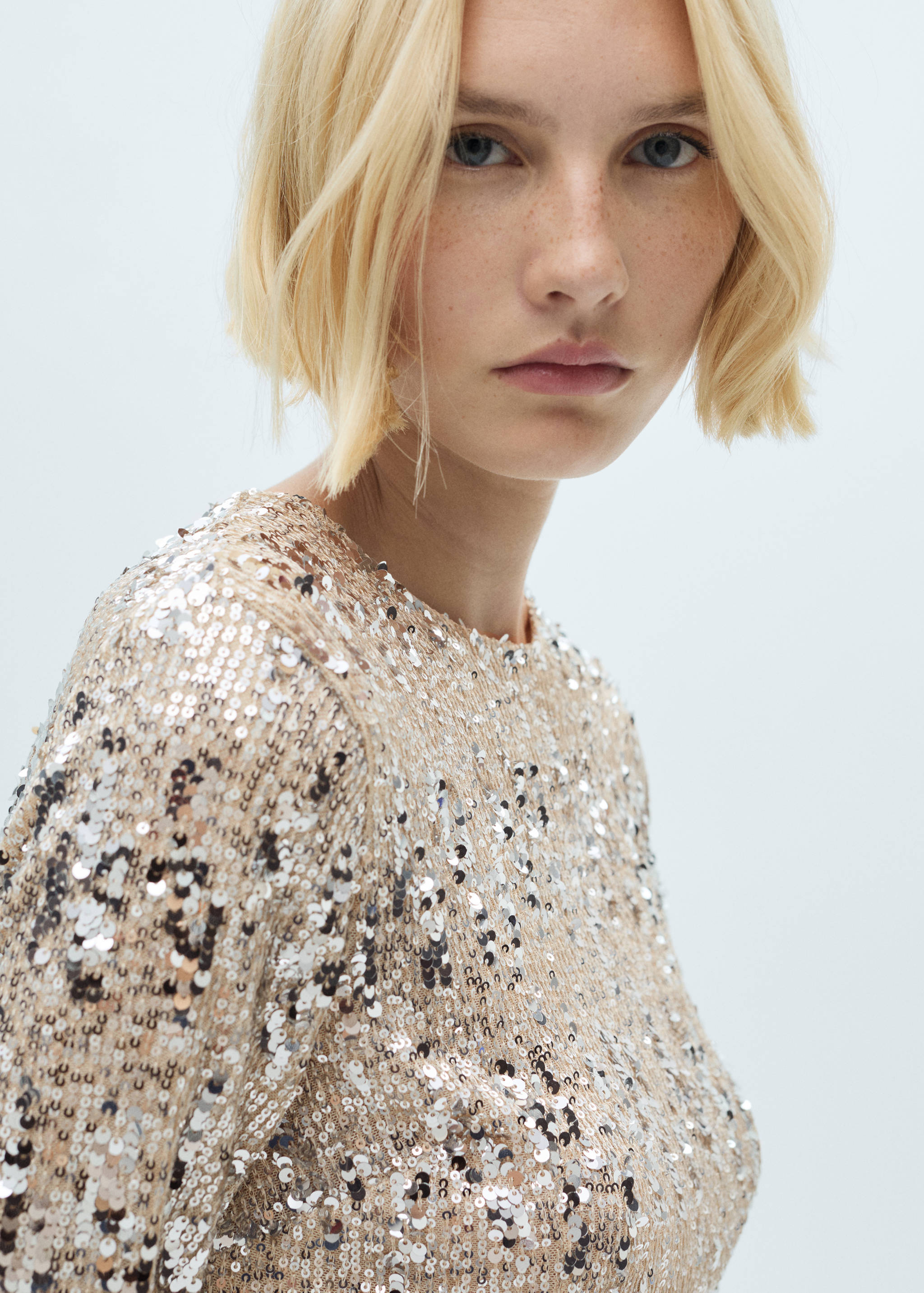 Sequin shoulder pads dress - Details of the article 1
