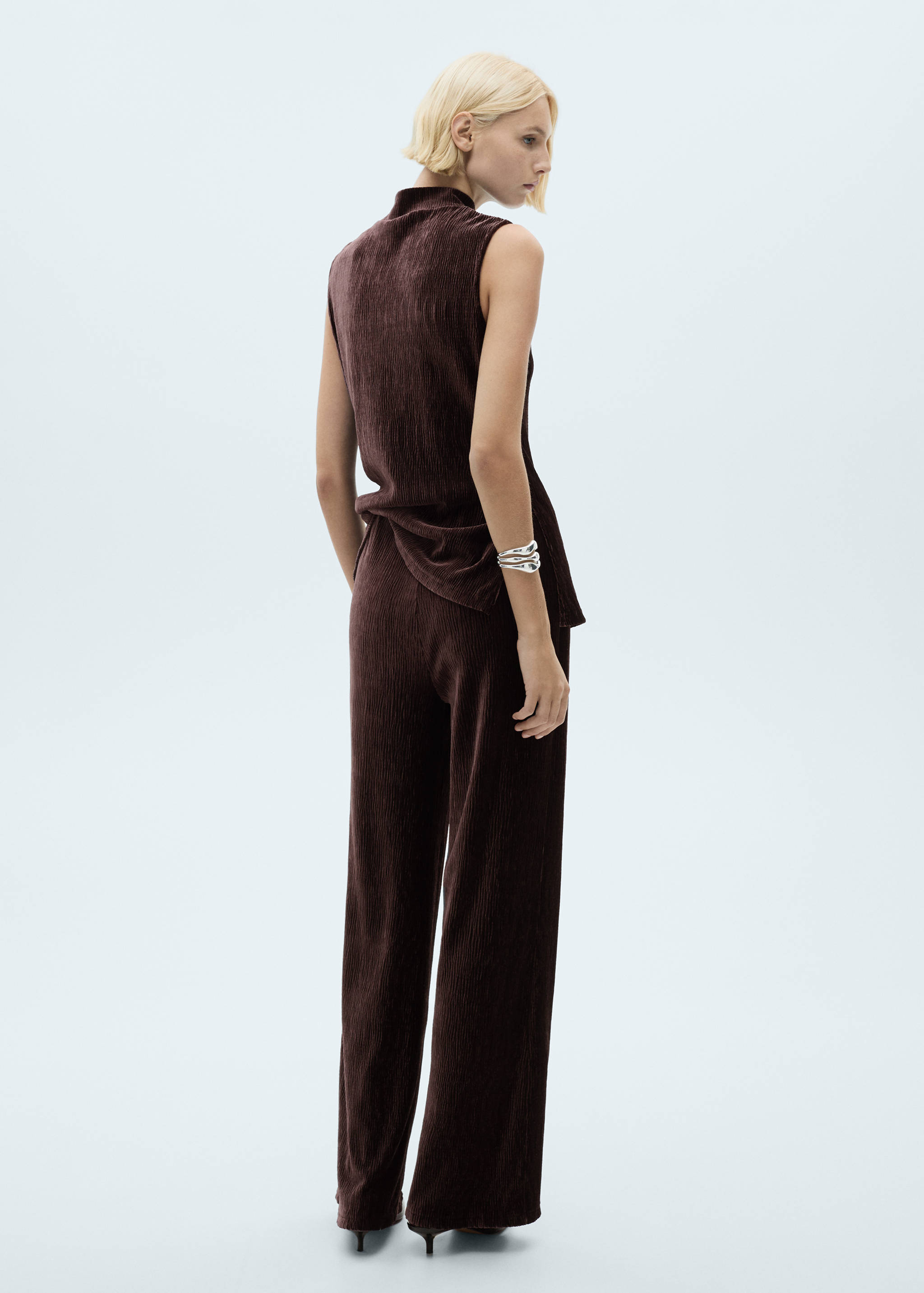 Straight velvet trousers - Reverse of the article