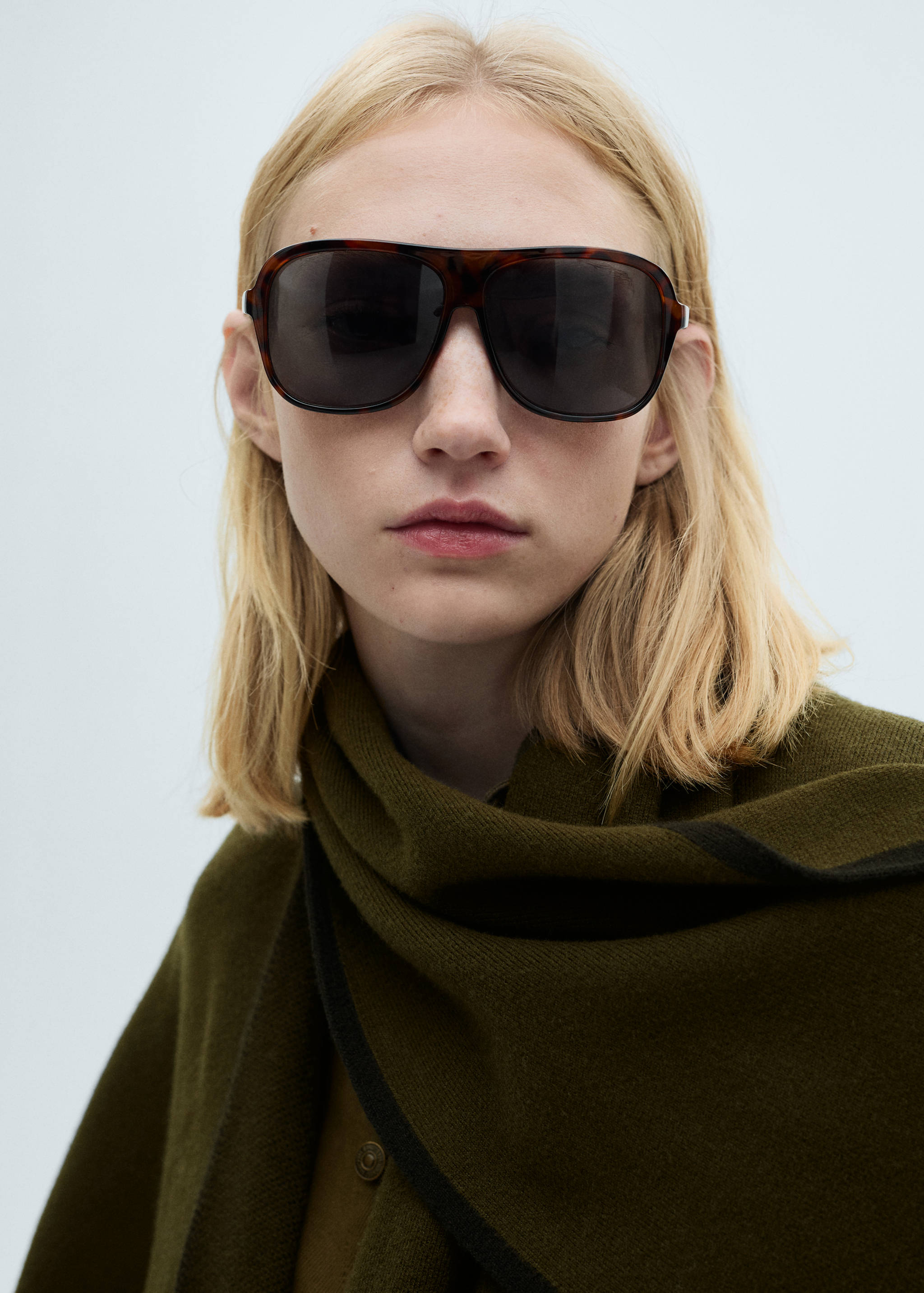 Cape maille liseré contrastant - Détail de l'article 1