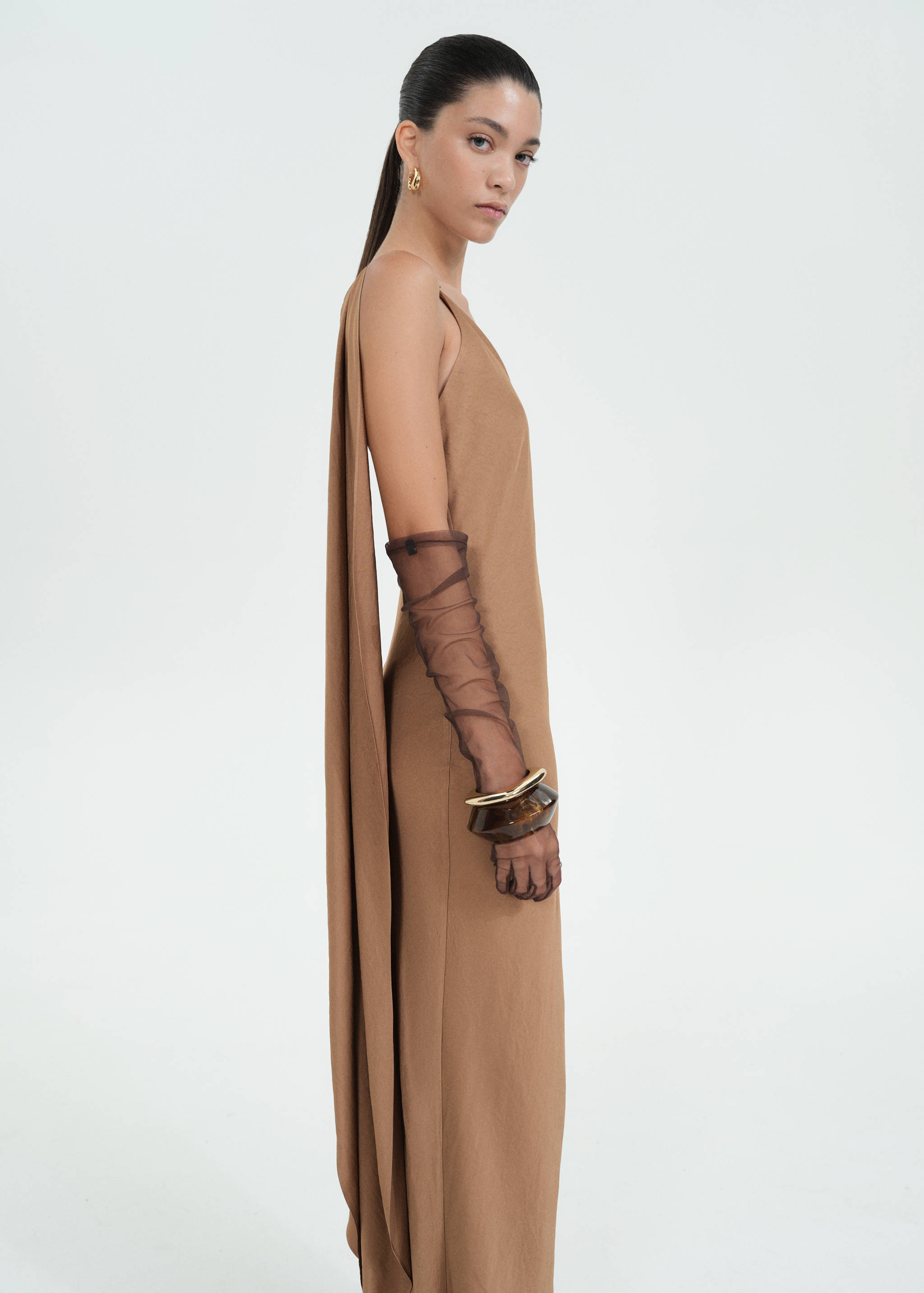 Long asymmetrical cape dress - Medium plane