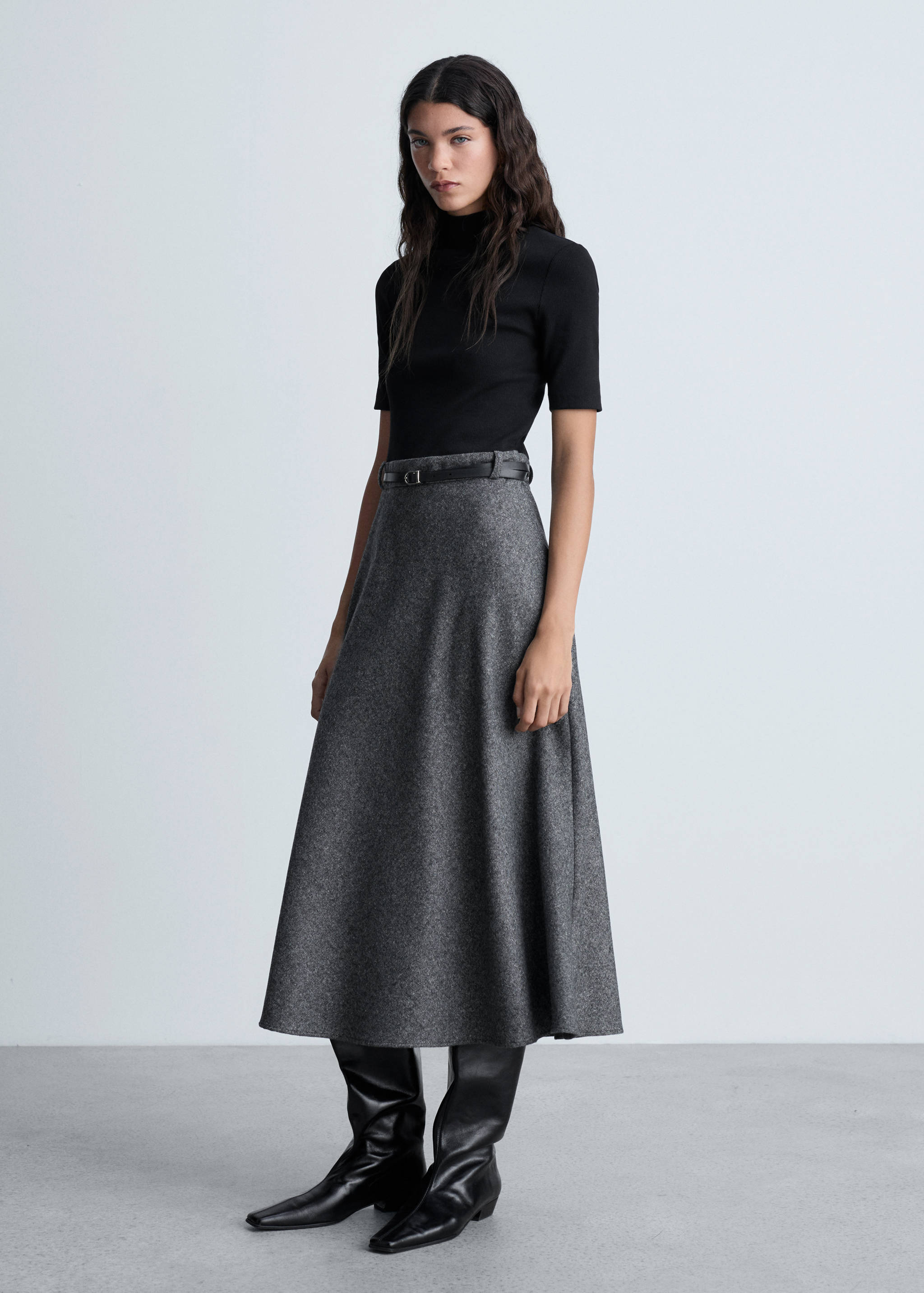 Combined turtleneck dress - General plane