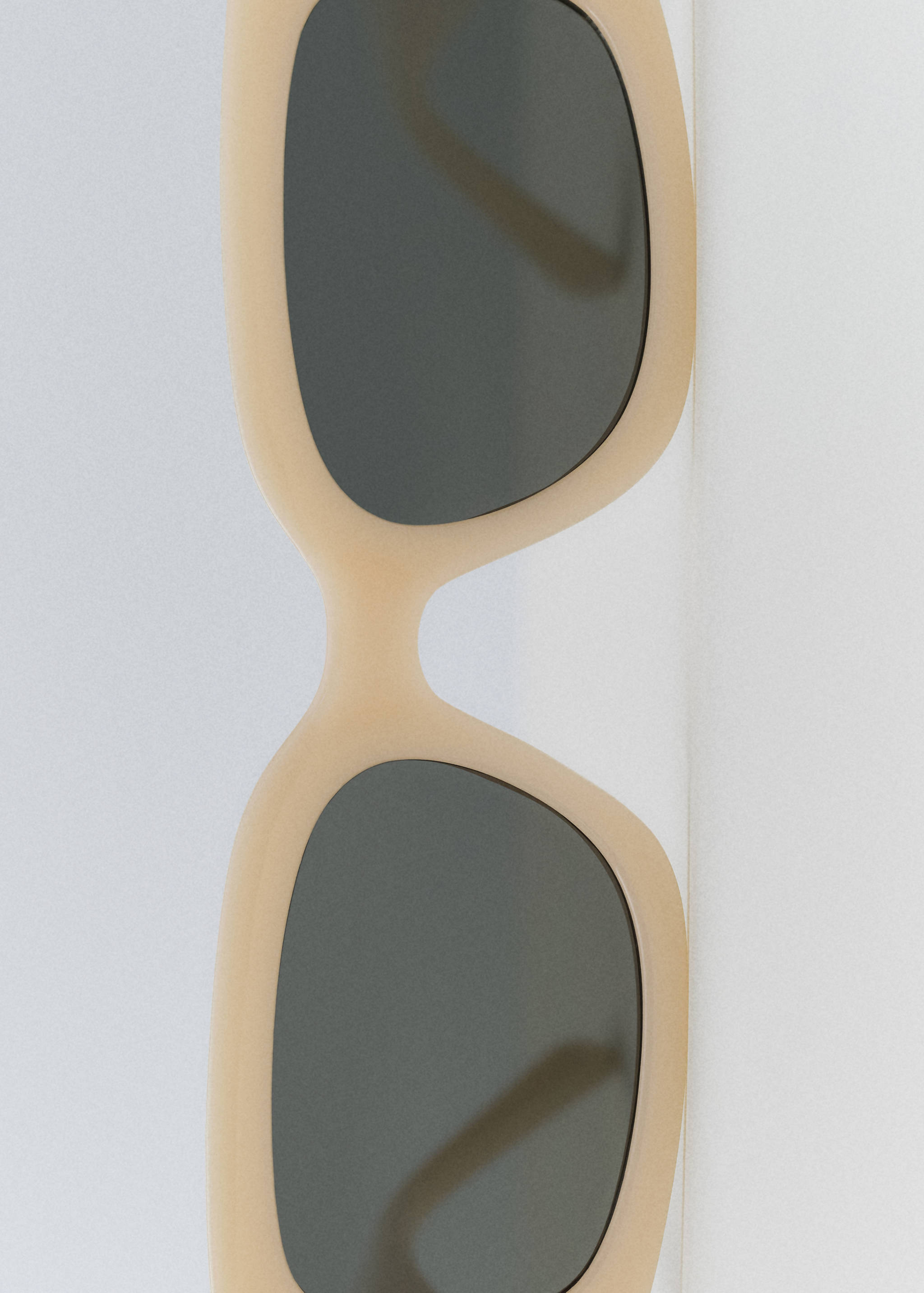 Resin frame sunglasses - Details of the article 6