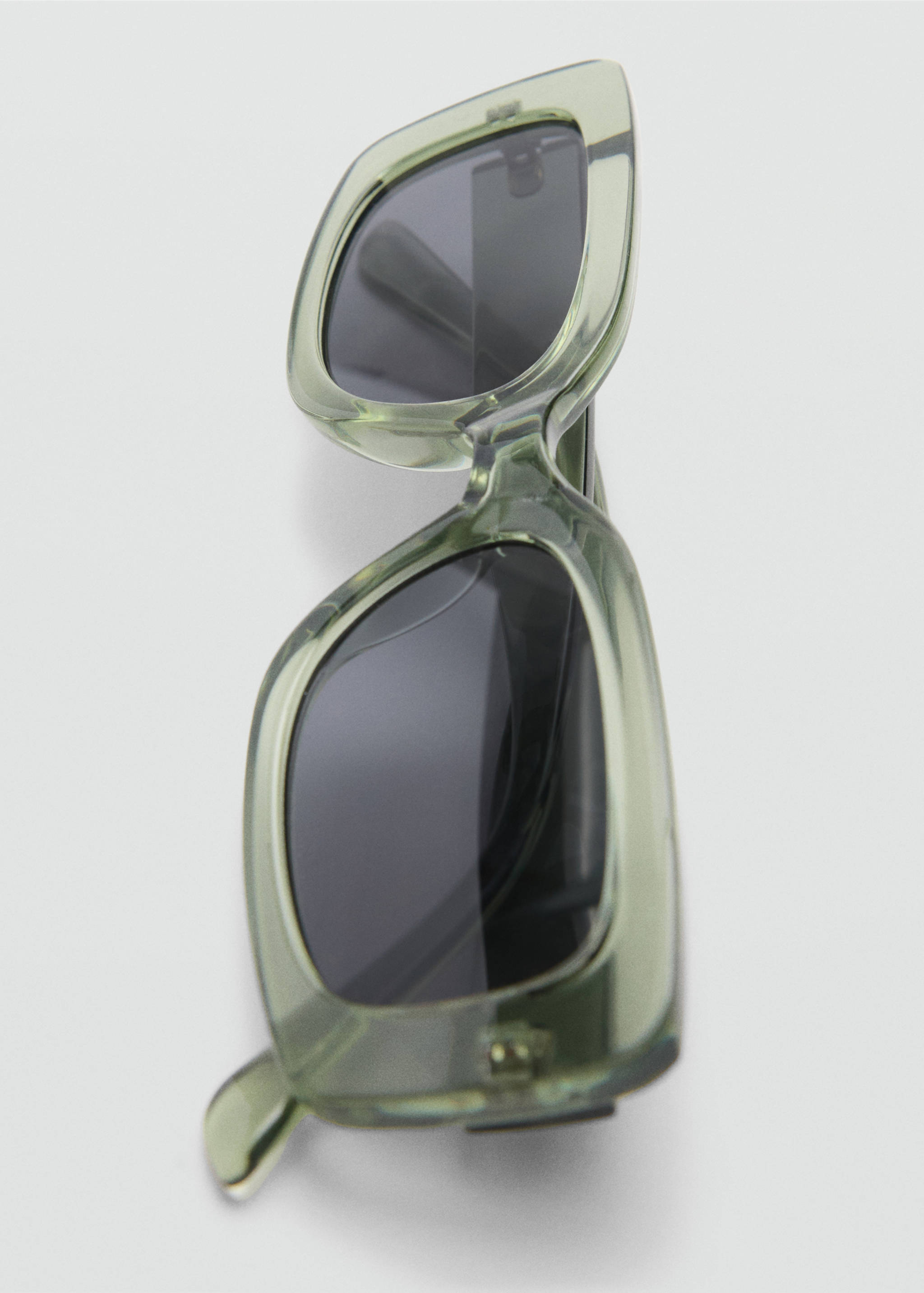 Resin frame sunglasses - Details of the article 2