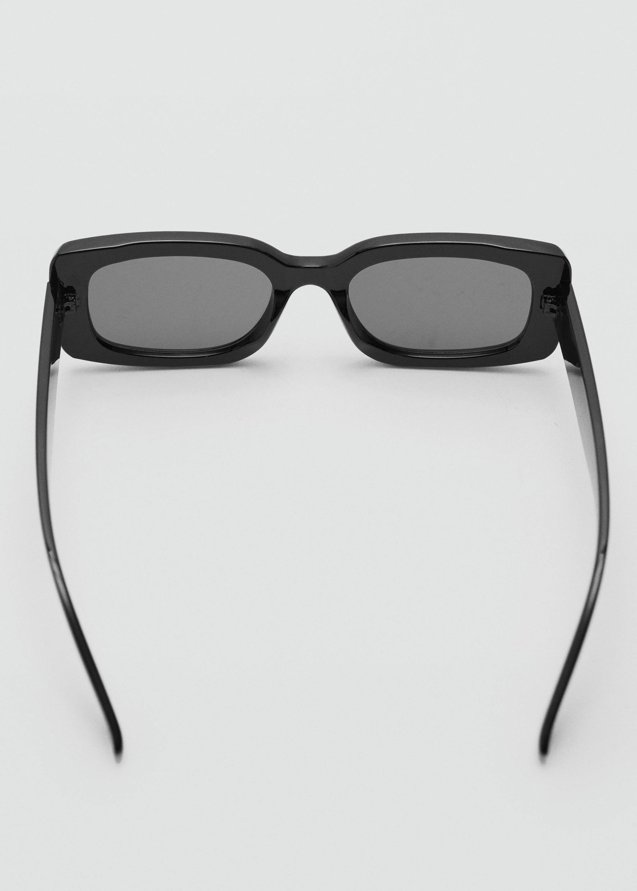 Resin frame sunglasses - Details of the article 1
